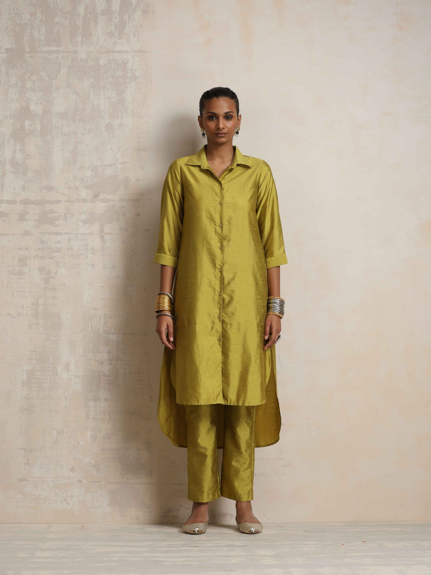 trueBrowns Green Shirt Kurta Set | Swadesiicart