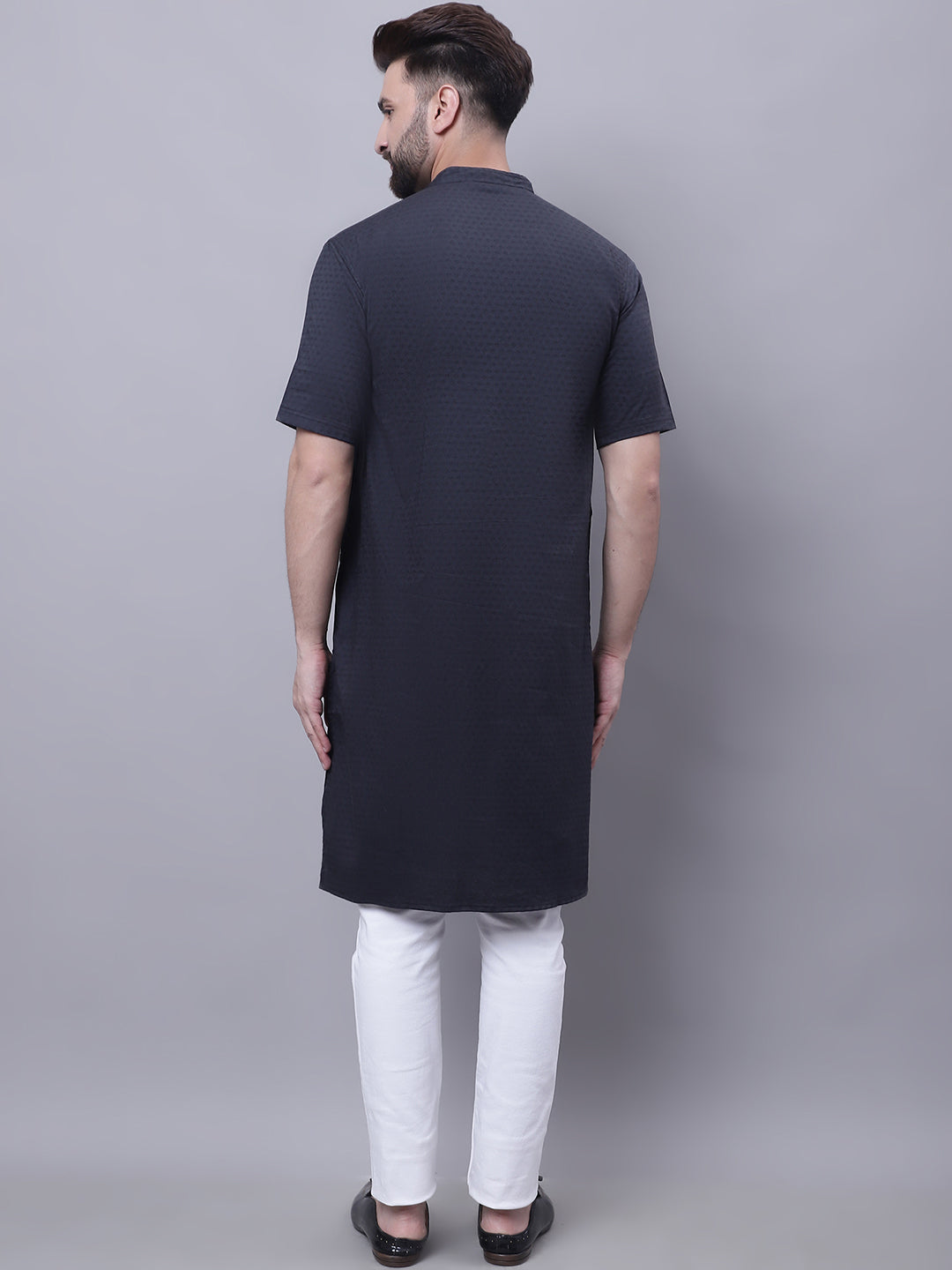 Even Apparels Black Pure Cotton Short Sleeves Kurta With Band Collar | Swadesiicart