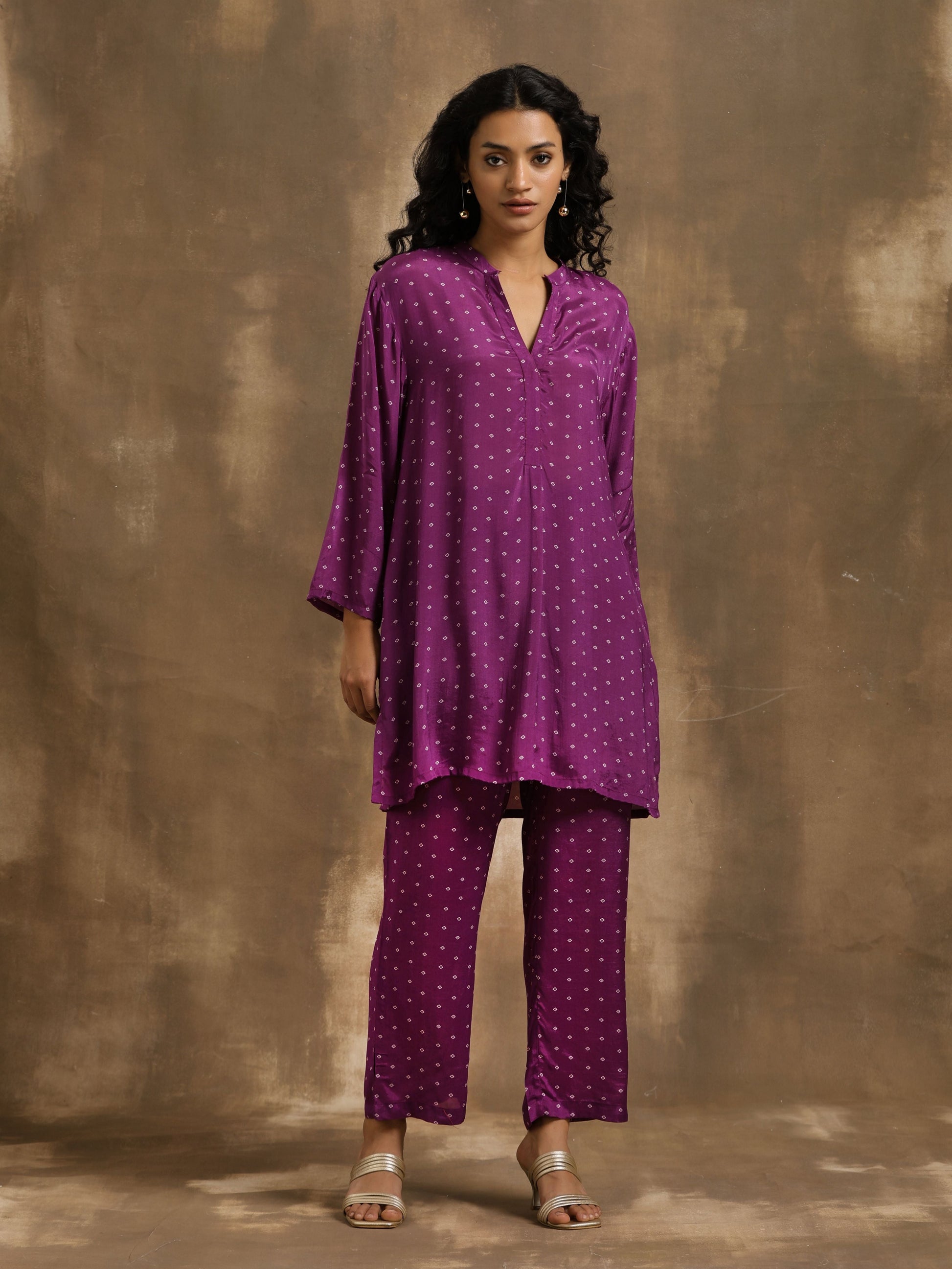 trueBrowns Purple Bandhani Printed Silk Co-Ord Set - Swadesiicart