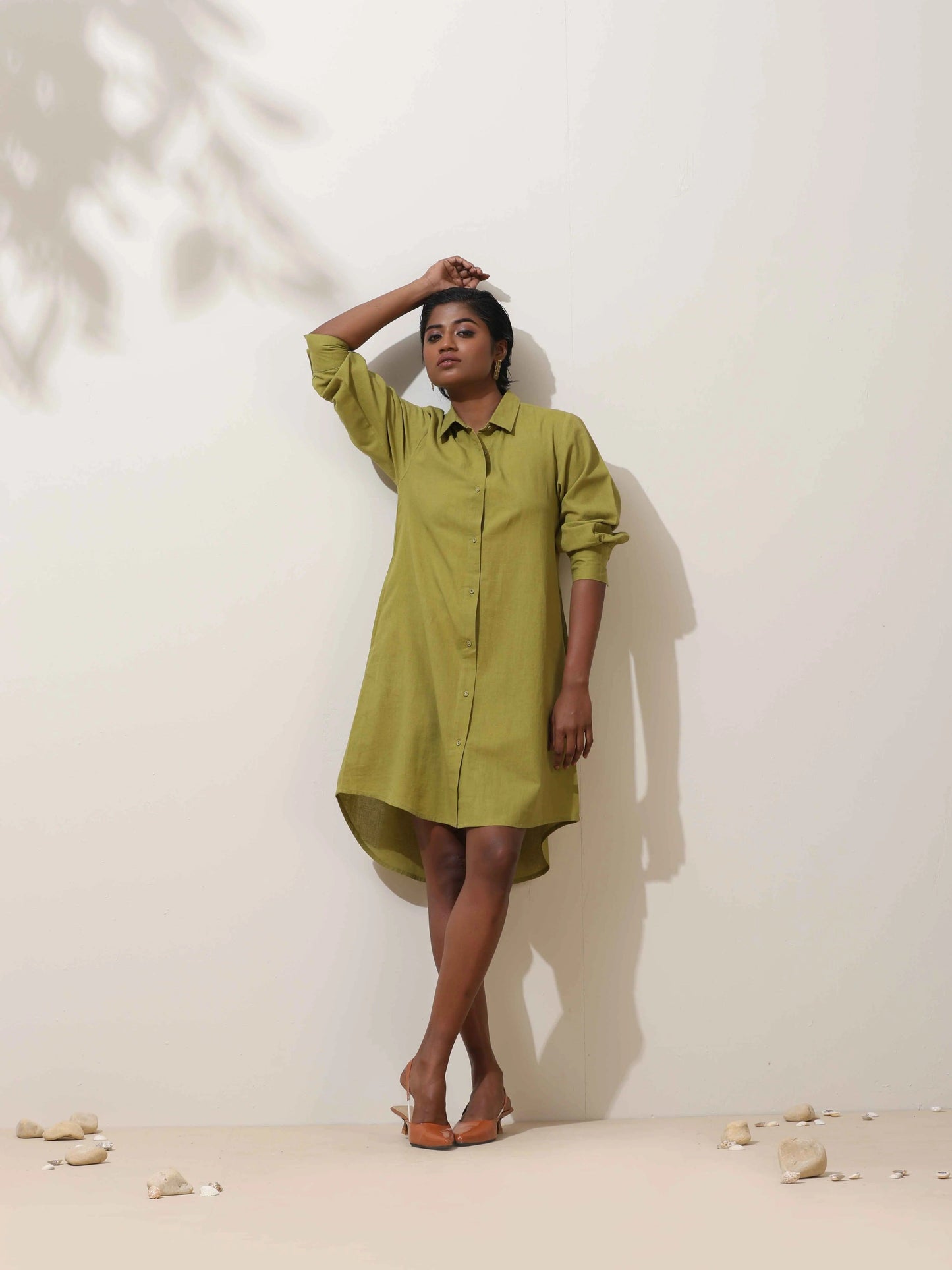 trueBrowns Pear Green Cotton Linen Dress | Swadesiicart
