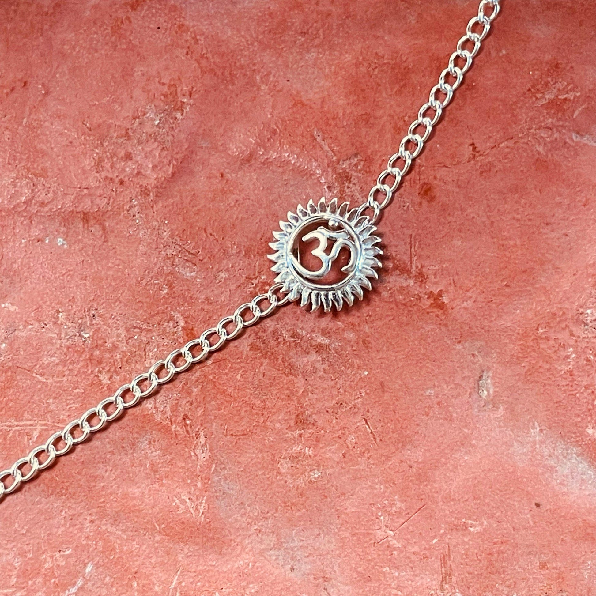 trueBrowns 925 Sterling Silver Om Silver Chain Rakhi | Swadesiicart