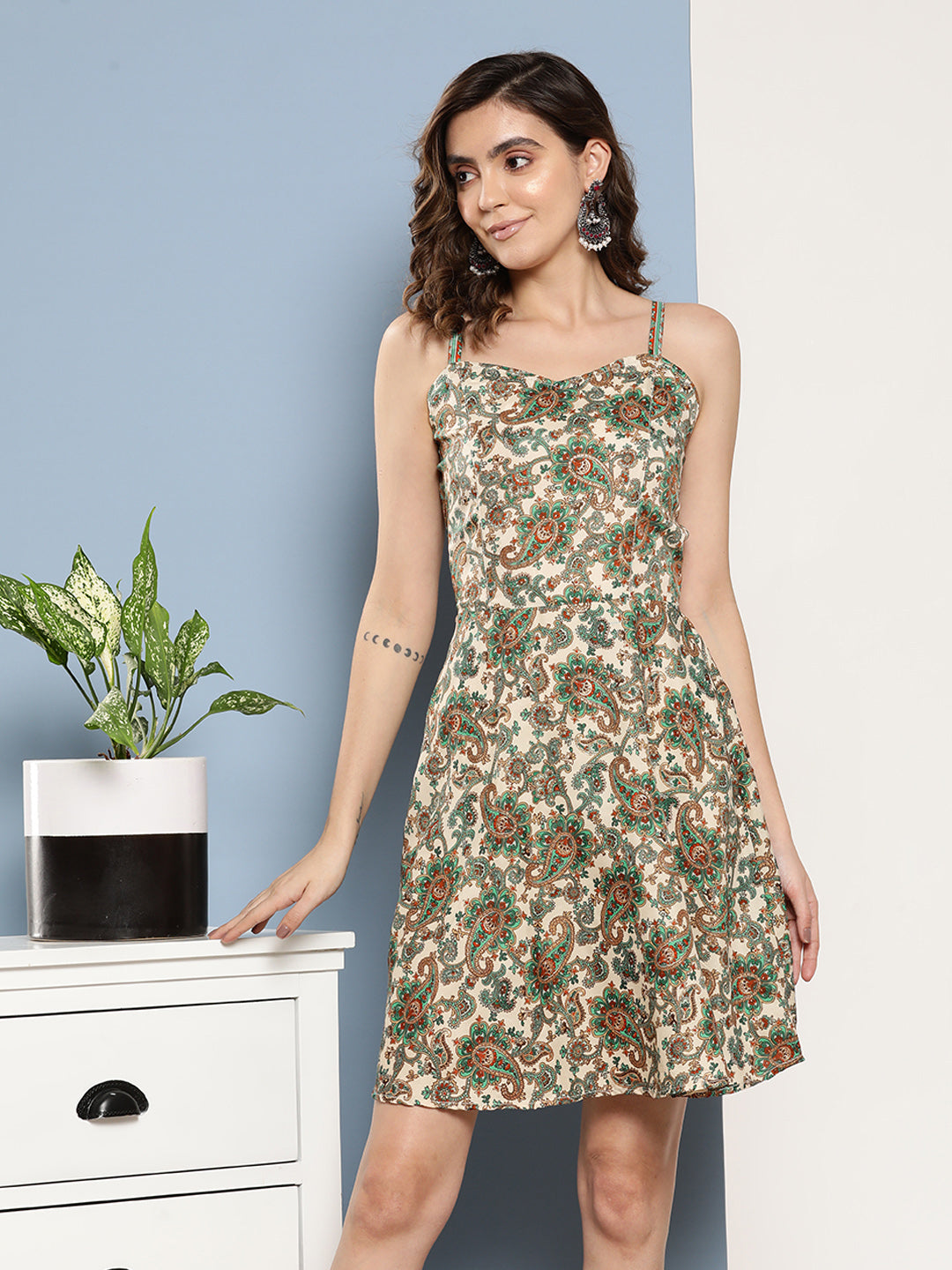 InWeave Women's Dark Green Floral Back Tie Up Detail Dress - Swadesiicart