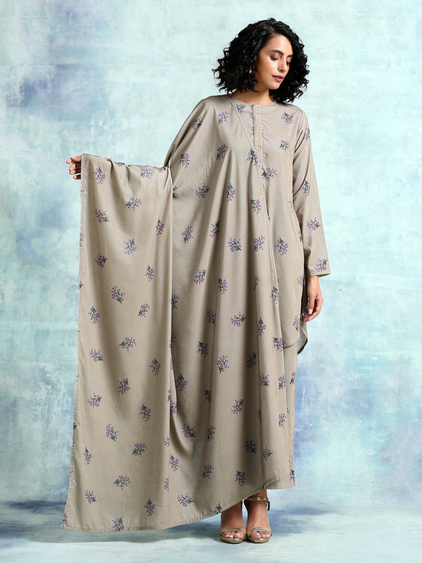 trueBrowns Sage Printed Velvet Shawl | Swadesiicart