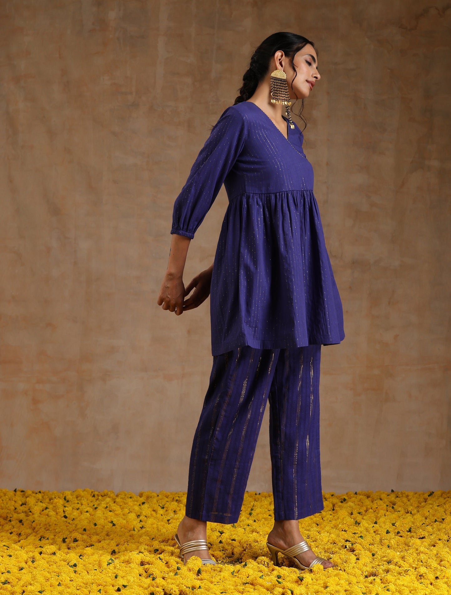 trueBrowns Spectrum Blue Gold Cotton Overlap Co-Ord Set - Swadesiicart