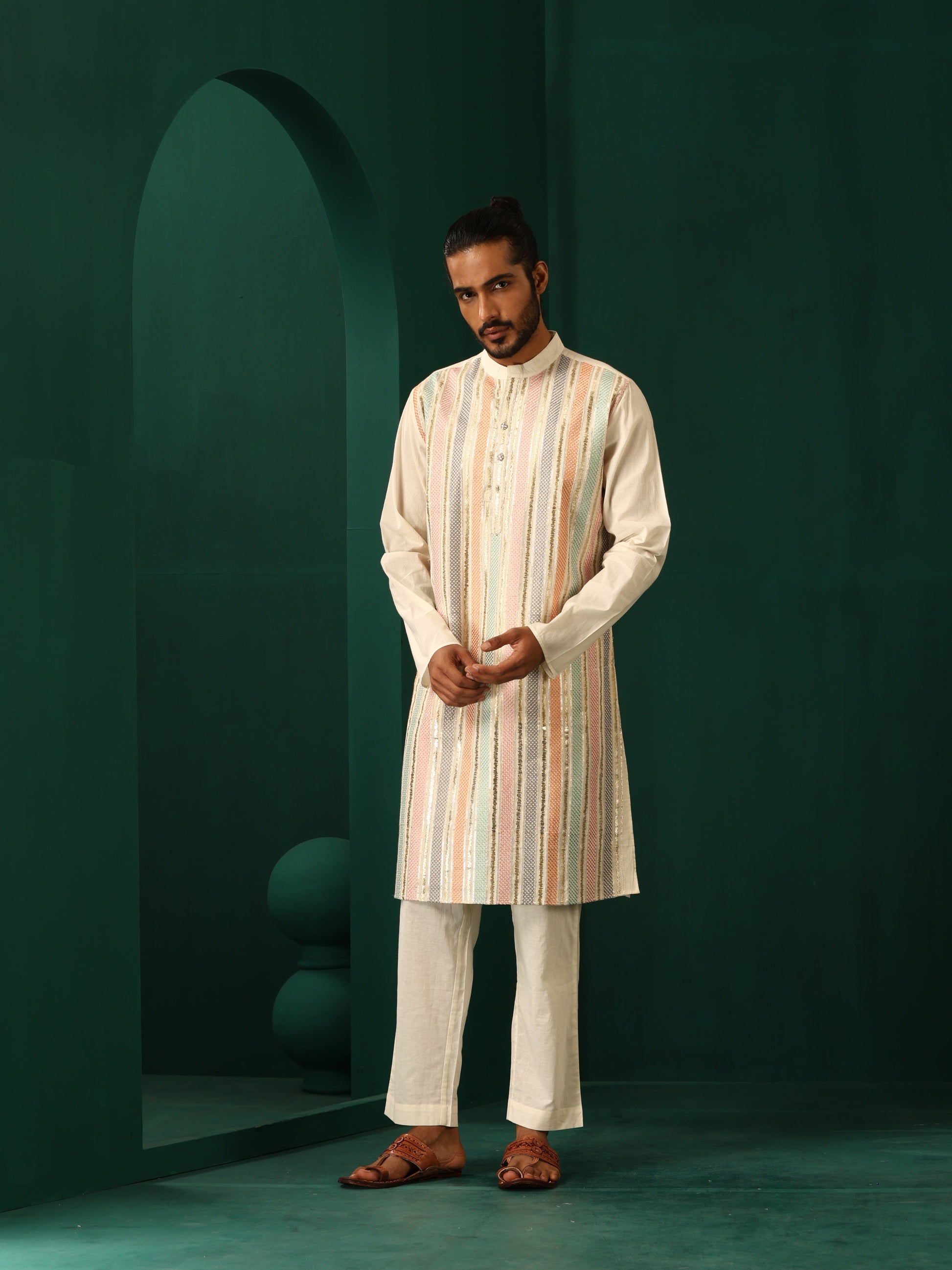 trueBrowns Men's Ivory Multi Colour Striped Cotton Kurta | Swadesiicart
