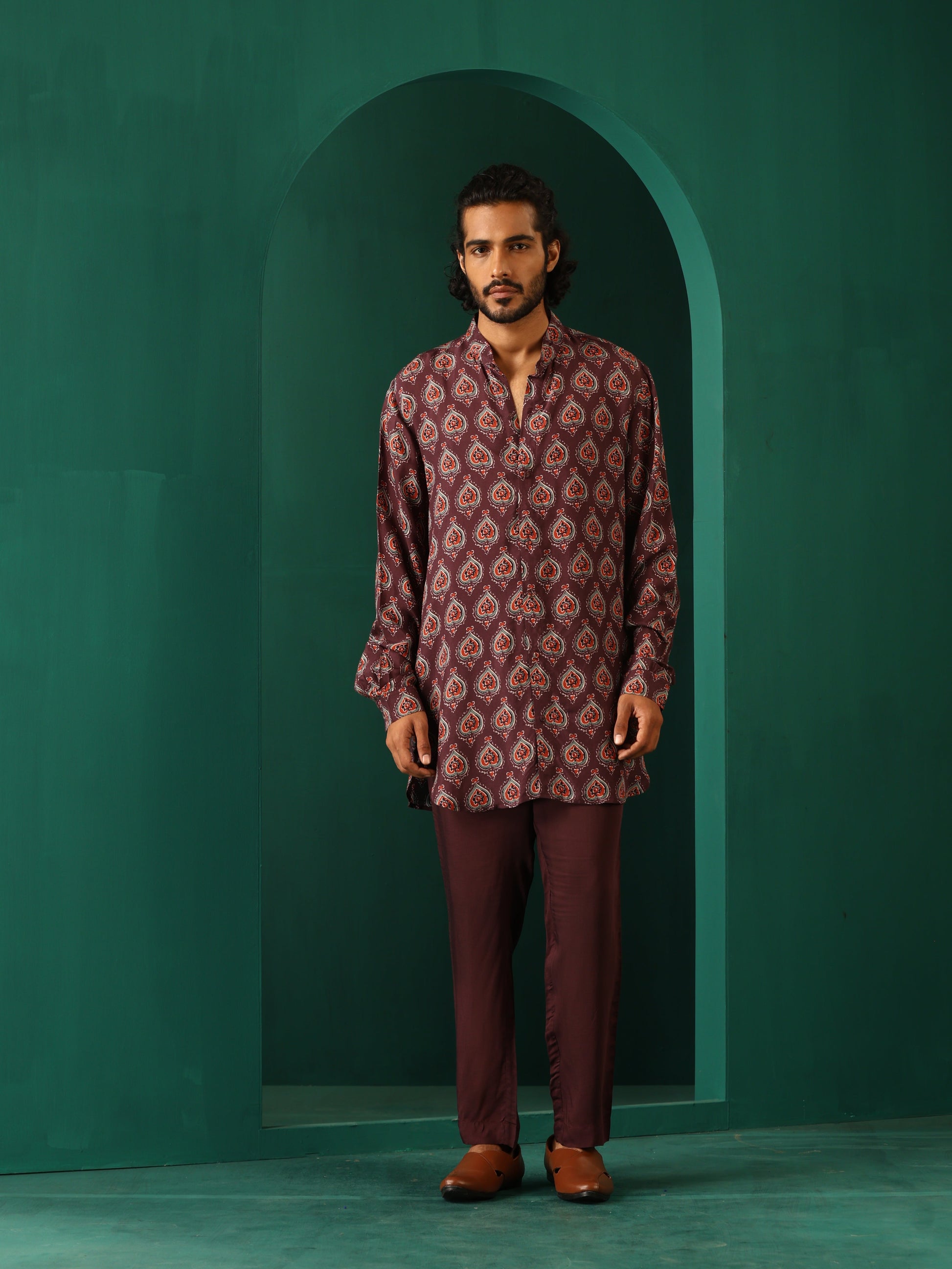 trueBrowns Men's Deep Purple Paan Muslin Silk Printed Co-ord Set - Swadesiicart