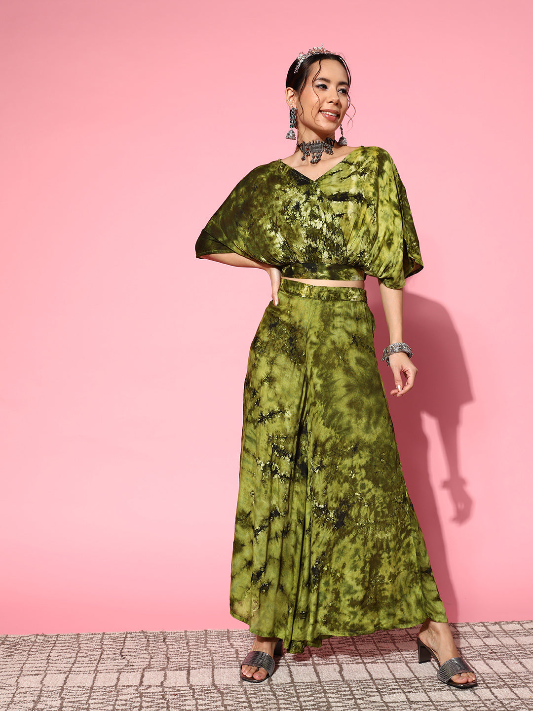 InWeave Women's Olive Tie And Dye New Neckline Top Culottes Set - Swadesiicart