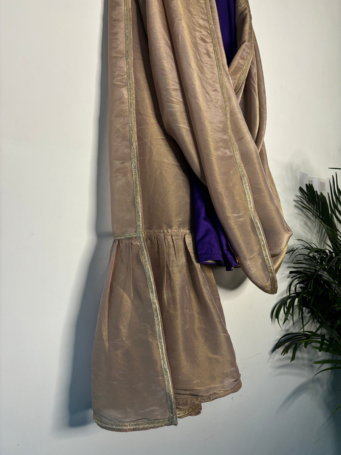 trueBrowns Lilac Tissue Pre-Stitched Saree | Swadesiicart