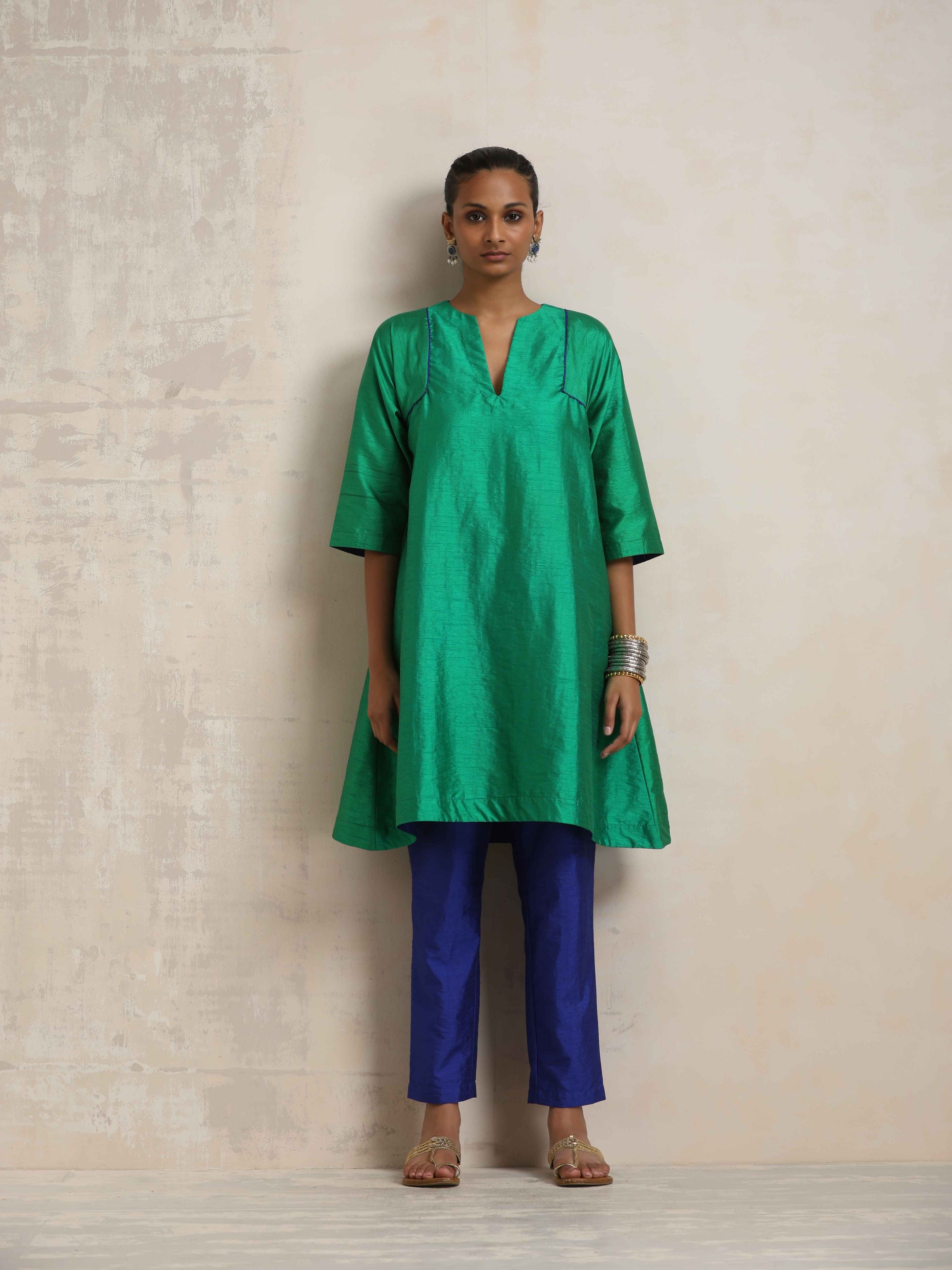 trueBrowns Bright Green Silk Kurta Co-ord Set - Swadesiicart