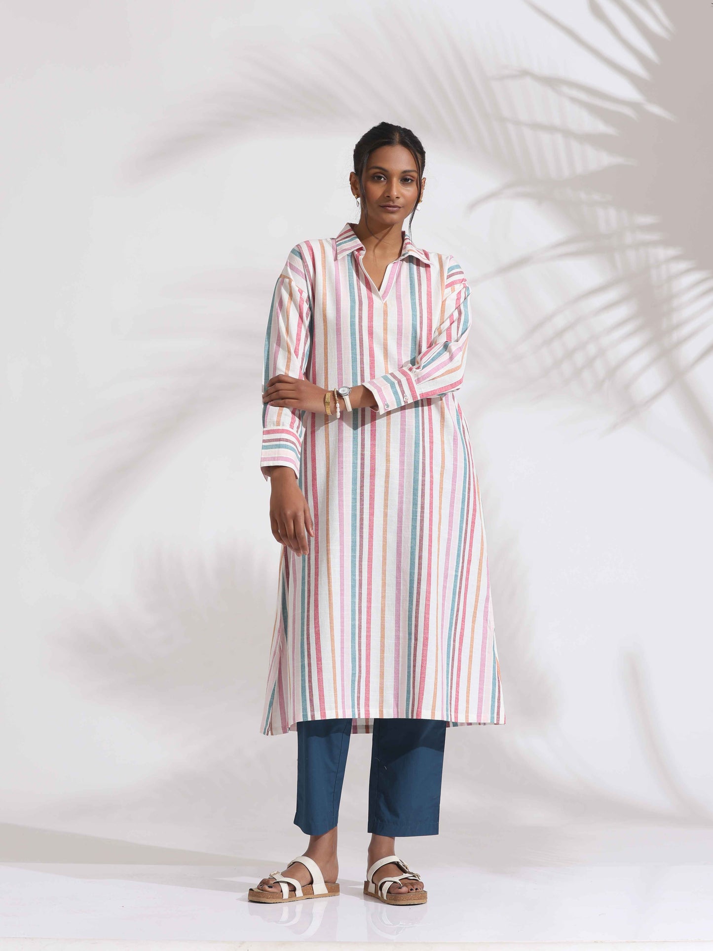 trueBrowns Off-White Cotton Multi Stripe A-line Kurta Set | Swadesiicart