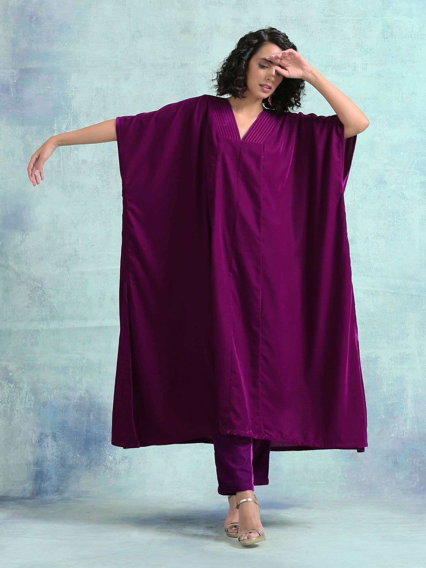 trueBrowns Wine Velvet Kaftan Kurta | Swadesiicart