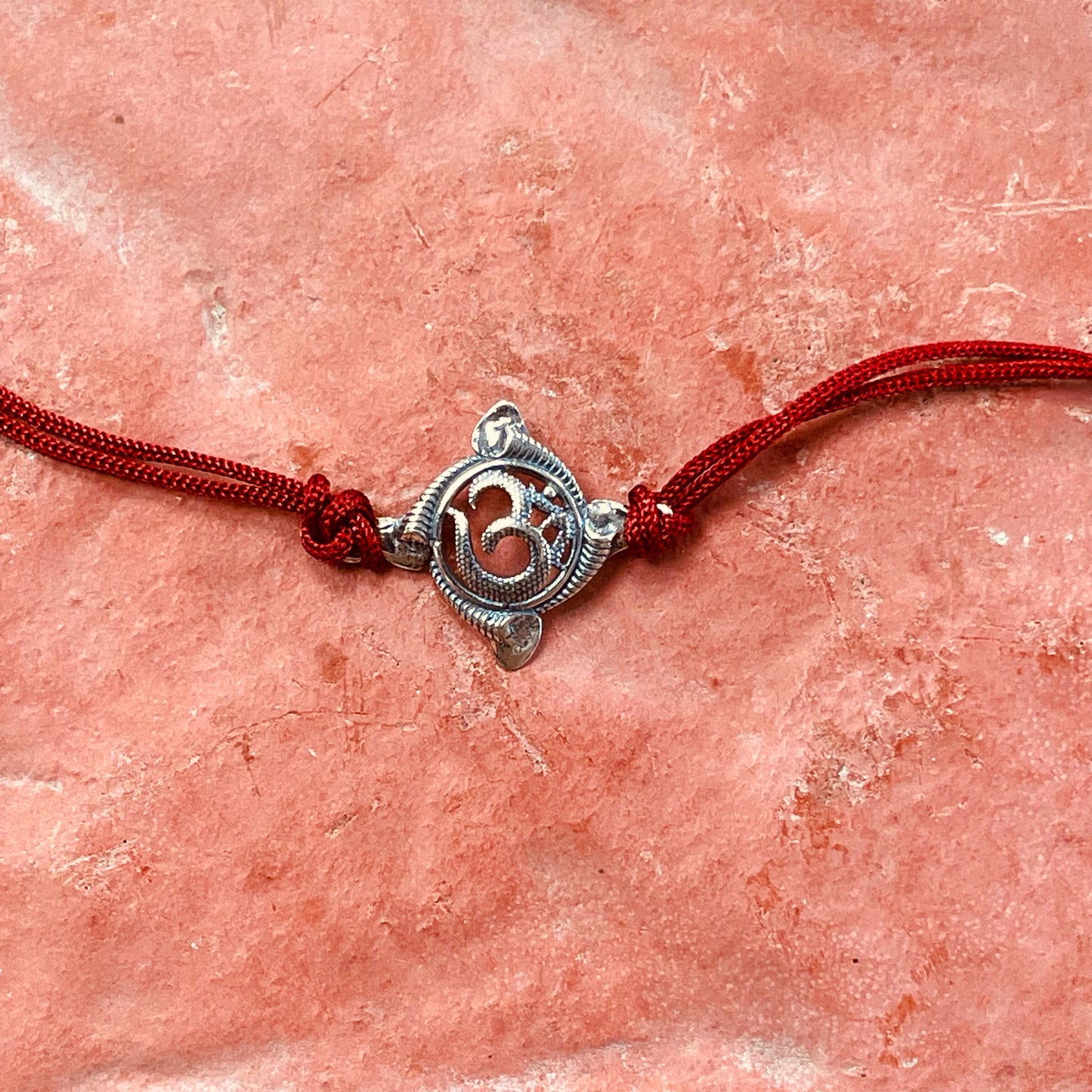 trueBrowns 925 Sterling Silver Textured Om Thread Rakhi | Swadesiicart