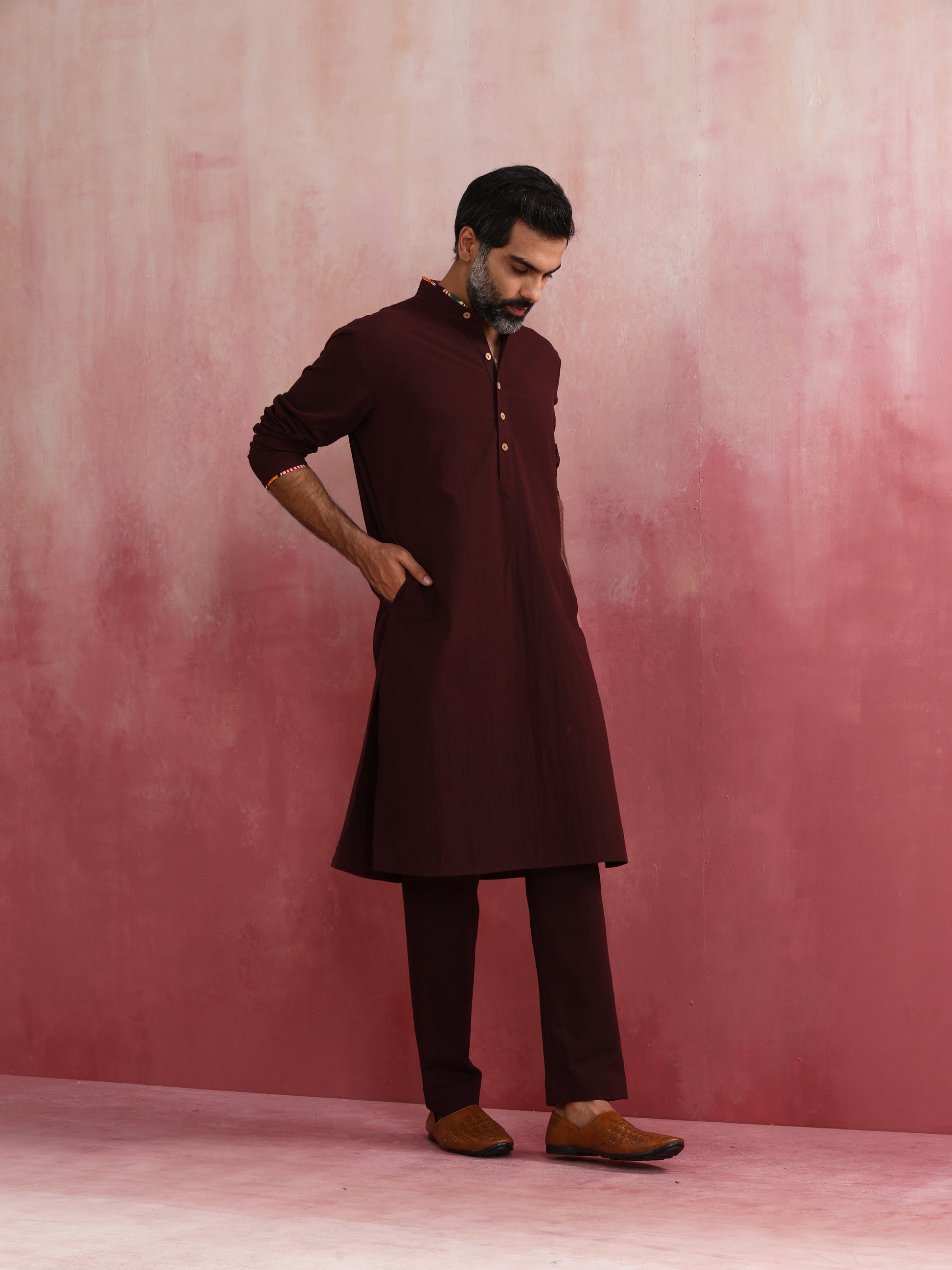 trueBrowns Men's Cola Mandarin Collar Kurta | Swadesiicart