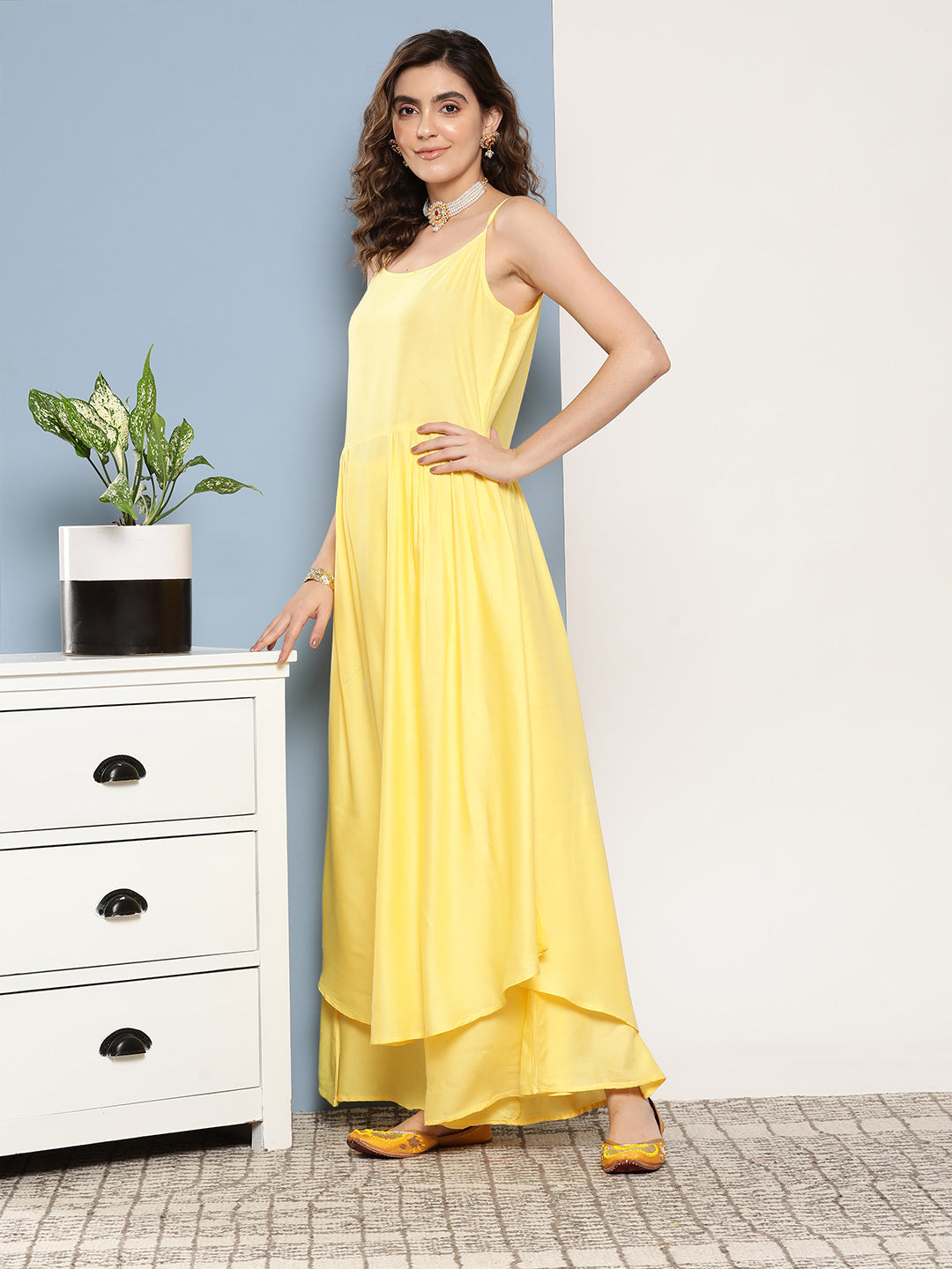 InWeave Women's Light Yellow Ray Strappy Set With Orange Floral Cotton Dupatta - Swadesiicart