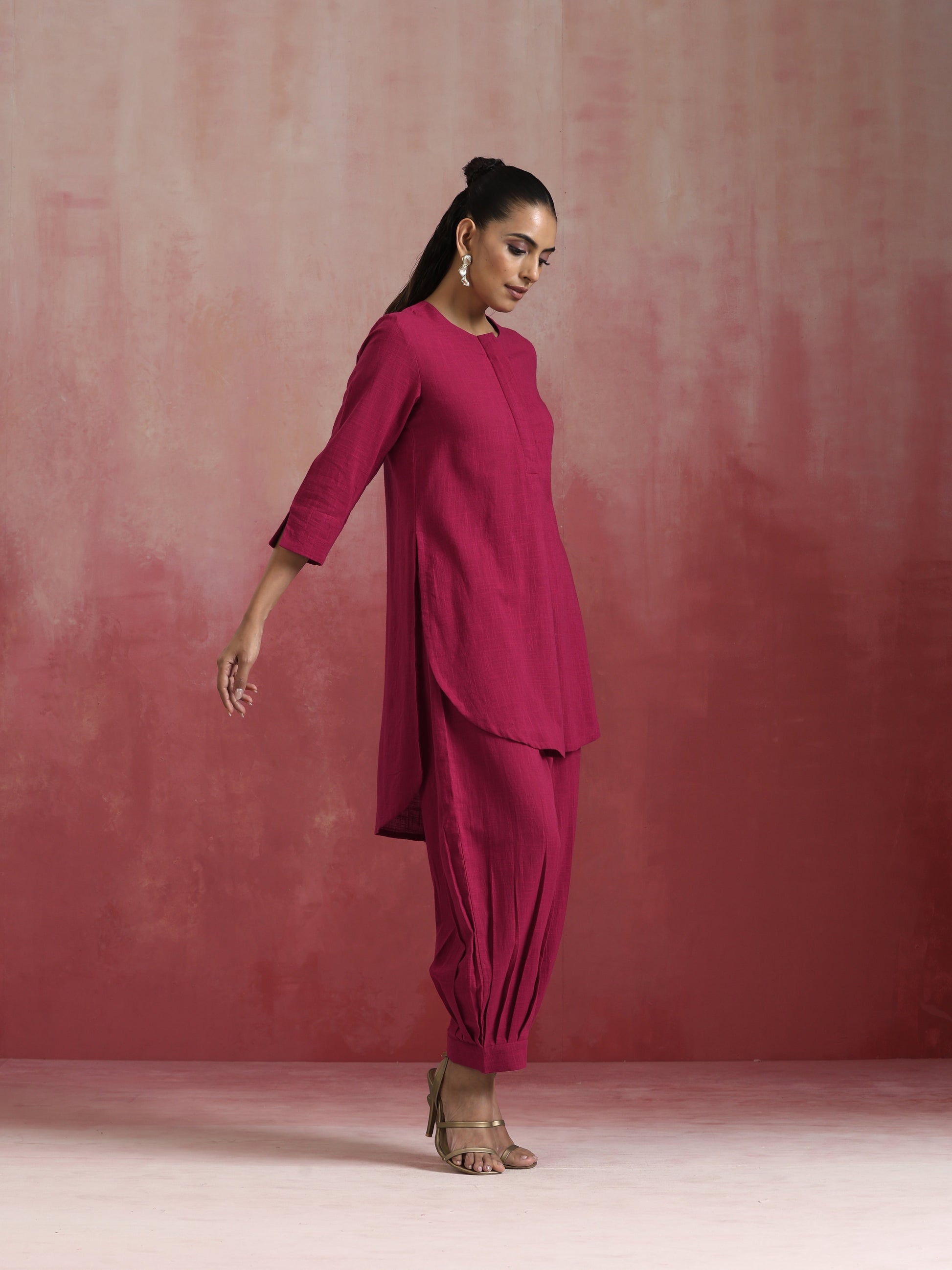 trueBrowns Magenta Cotton Kurta Co-ord set - Swadesiicart