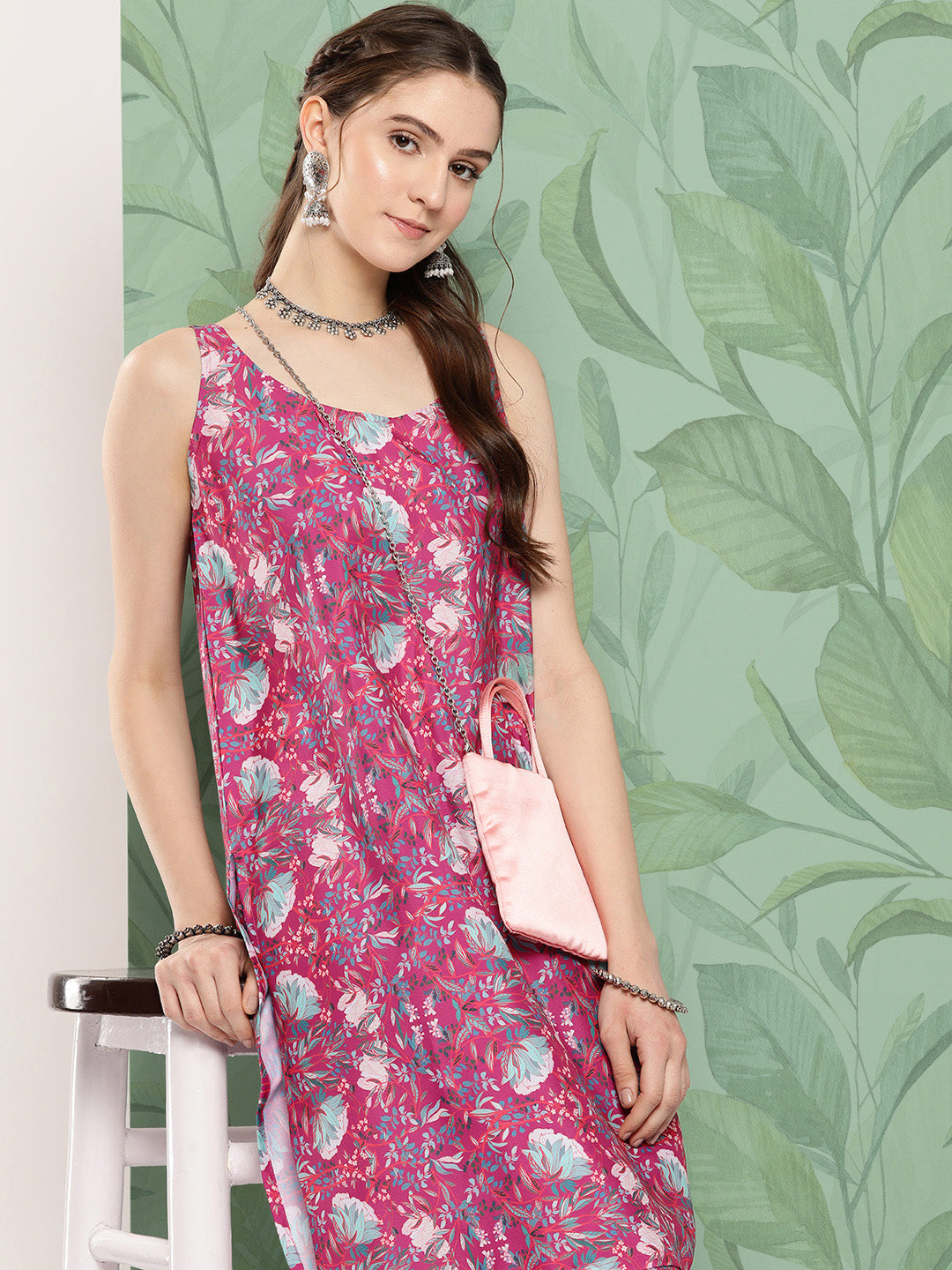 InWeave Women's Magenta Camelia Print Crepe Kurta Set - Swadesiicart