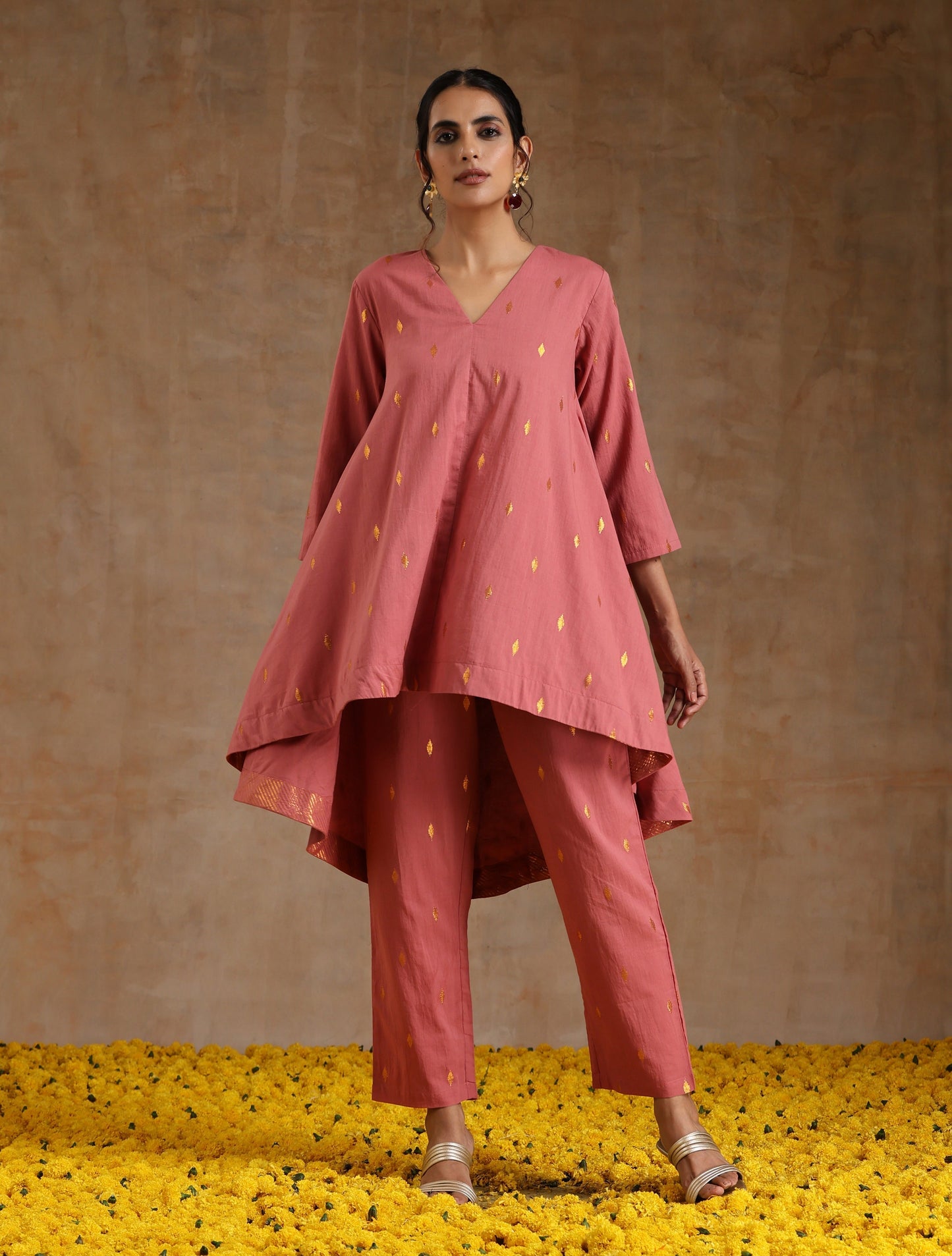 trueBrowns Blush Gold Cotton High-Low Co-Ord Set - Swadesiicart