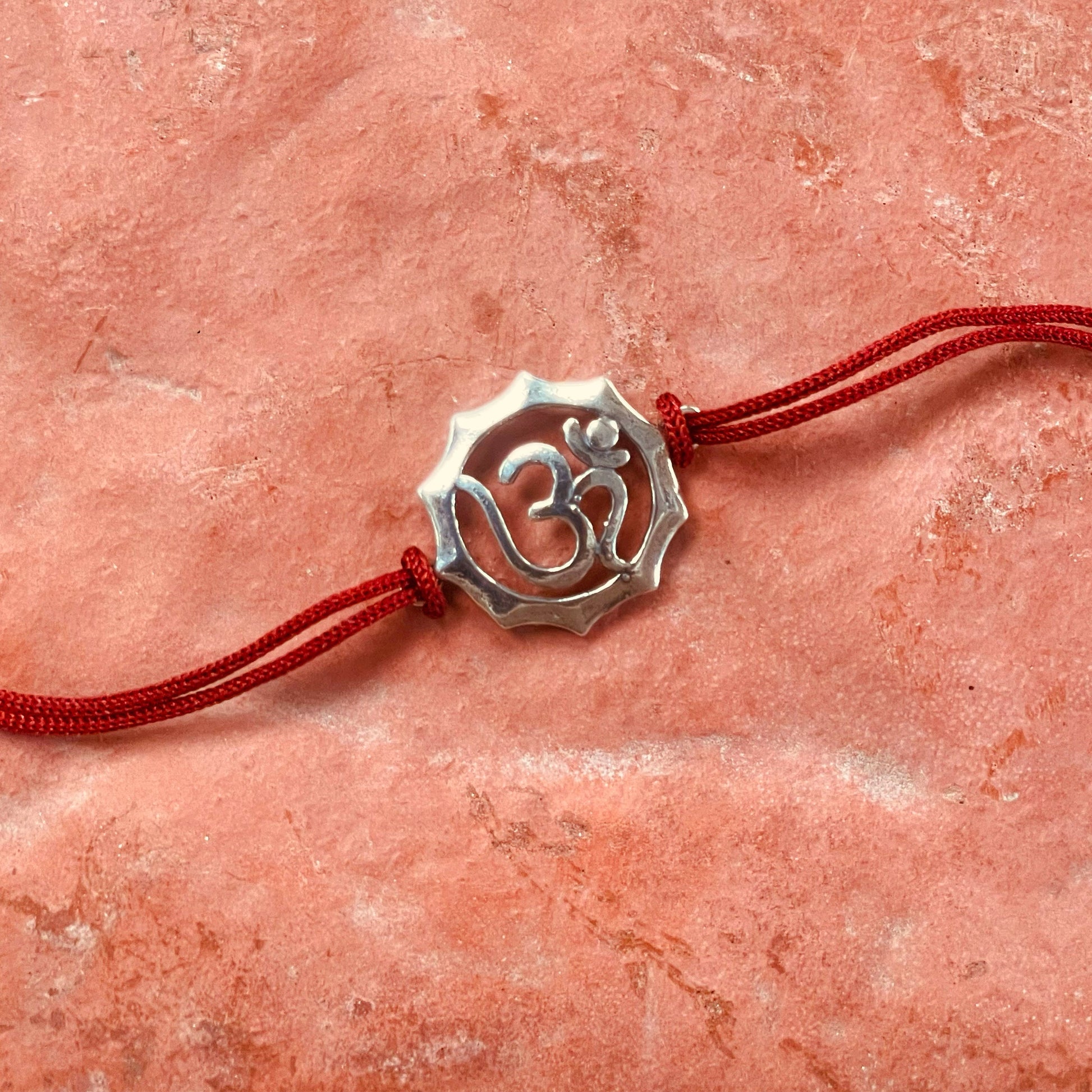 trueBrowns 925 Sterling Silver Embossed Om Thread Rakhi | Swadesiicart