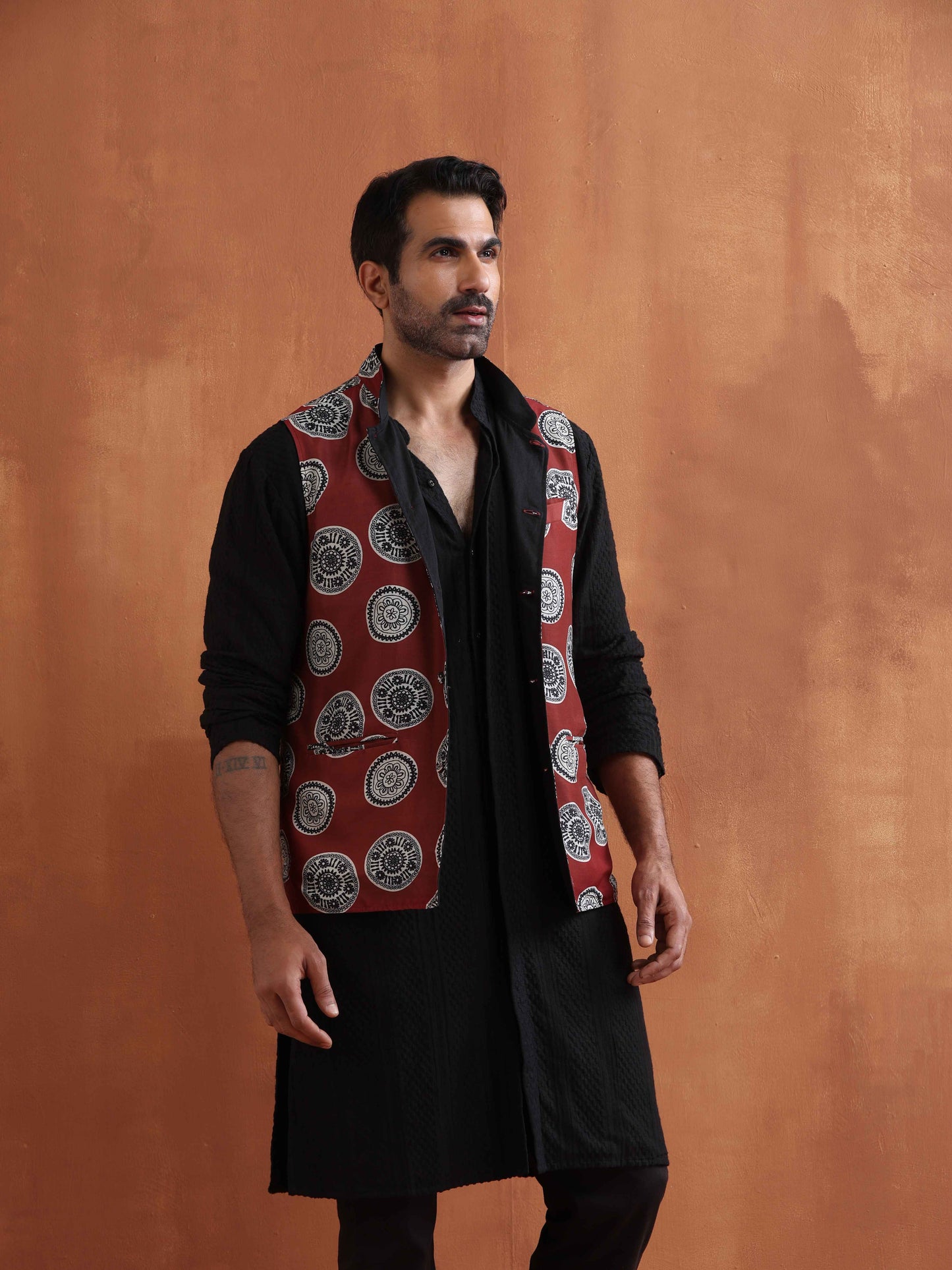 trueBrowns Men's Rust Printed Nehru Jacket | Swadesiicart