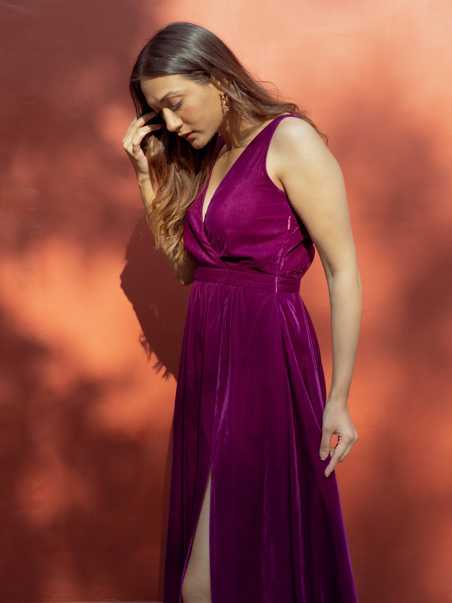 trueBrowns Wine Velvet Sleeveless Dress | Swadesiicart