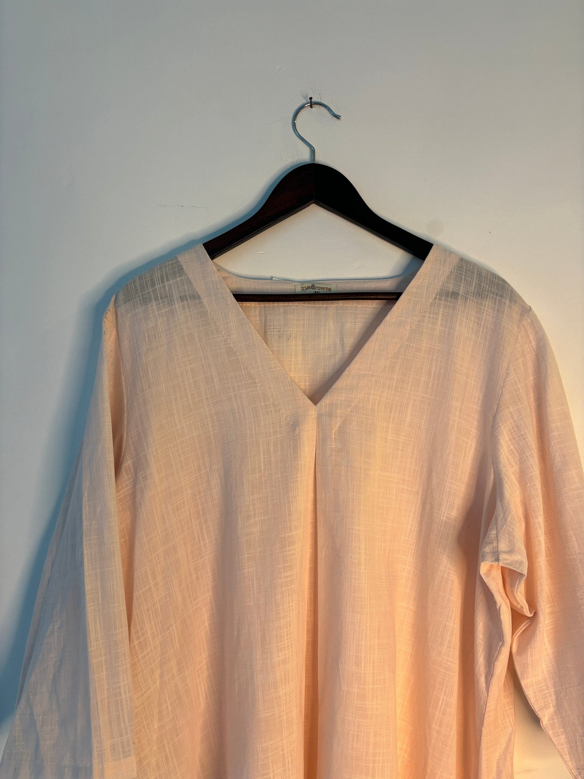 trueBrowns Light Pink Slub Short Kurta | Swadesiicart