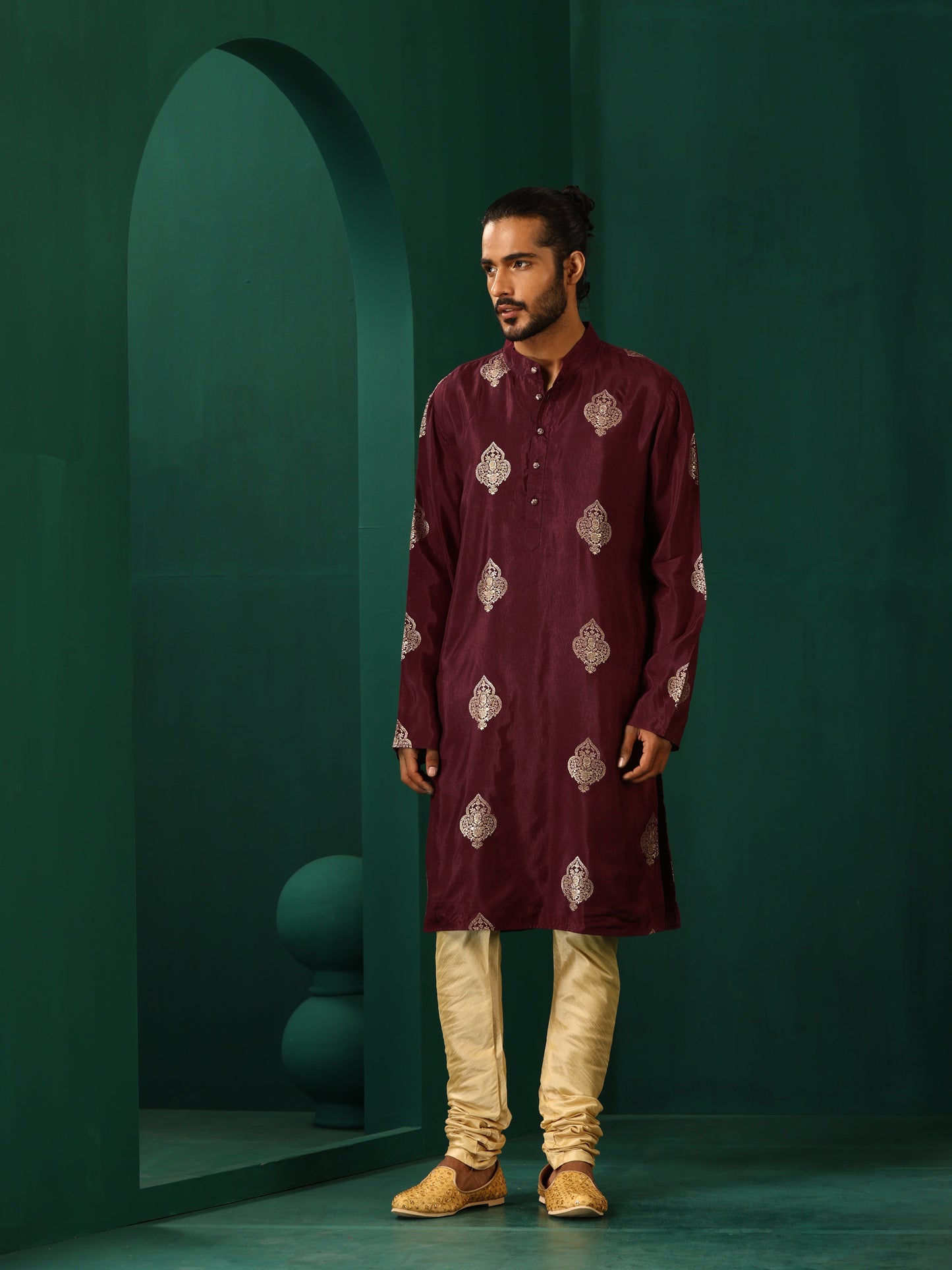 trueBrowns Men's Wine Geometric Viscose Silk Long Kurta | Swadesiicart