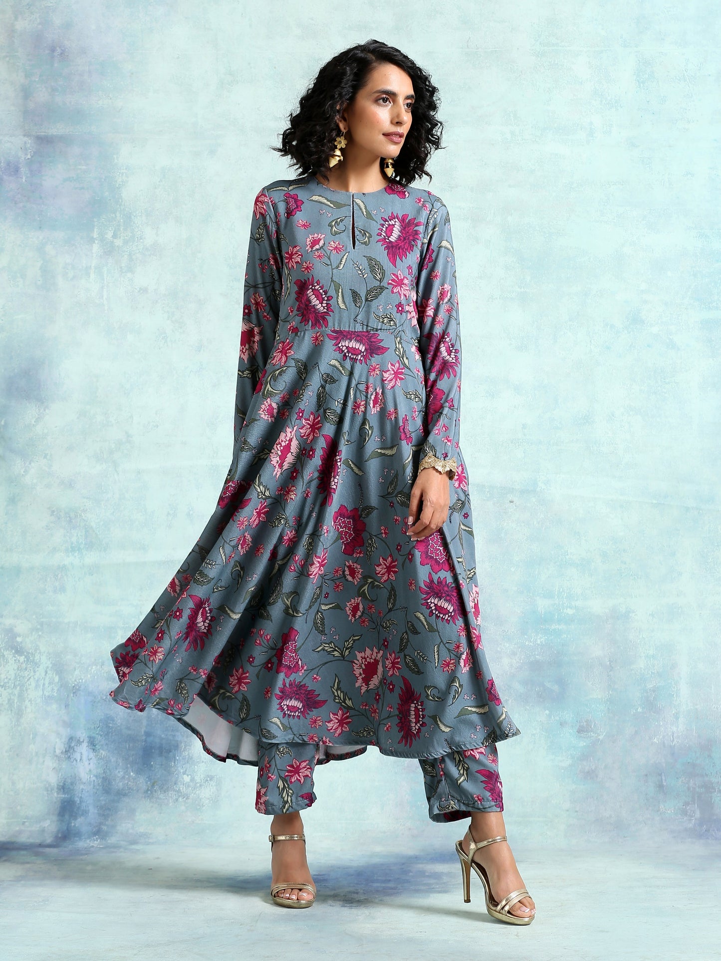 trueBrowns Grey Printed Velvet Anarkali Kurta | Swadesiicart