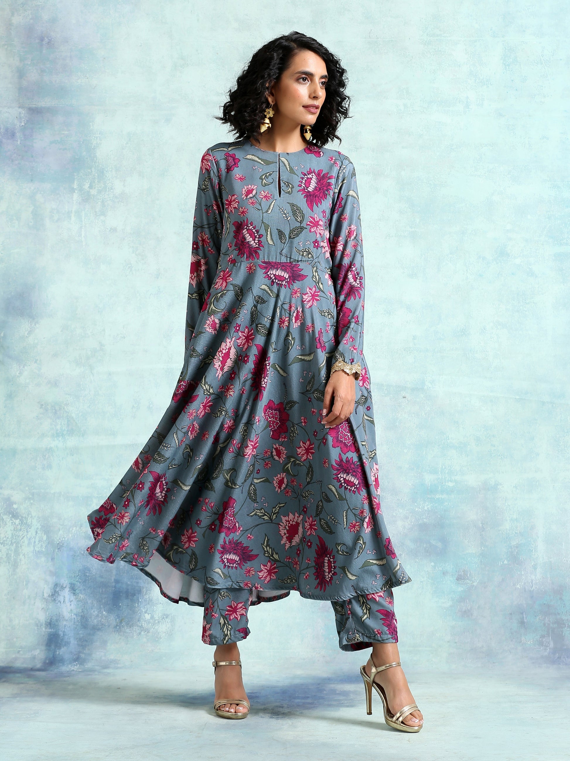 trueBrowns Grey Printed Velvet Anarkali Kurta | Swadesiicart