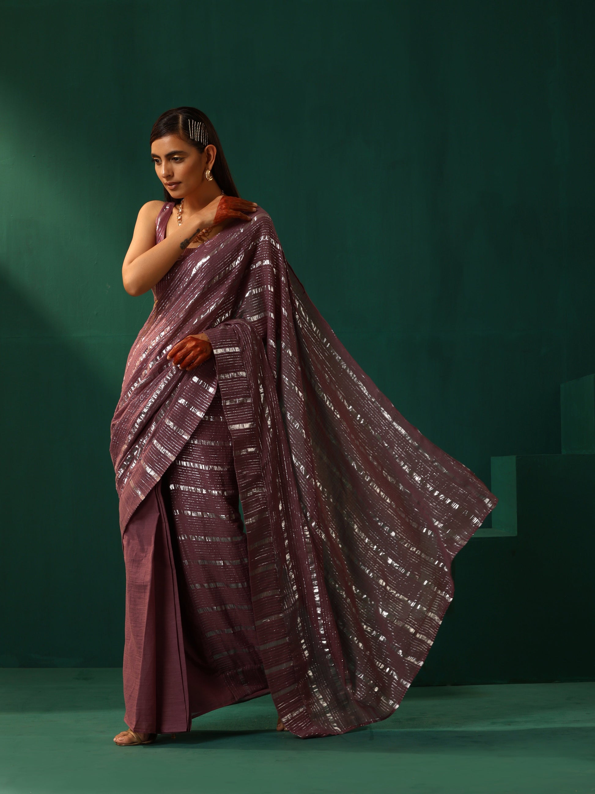 trueBrowns Mauve Cotton Silver Lurex Striped Ready to Wear Saree | Swadesiicart