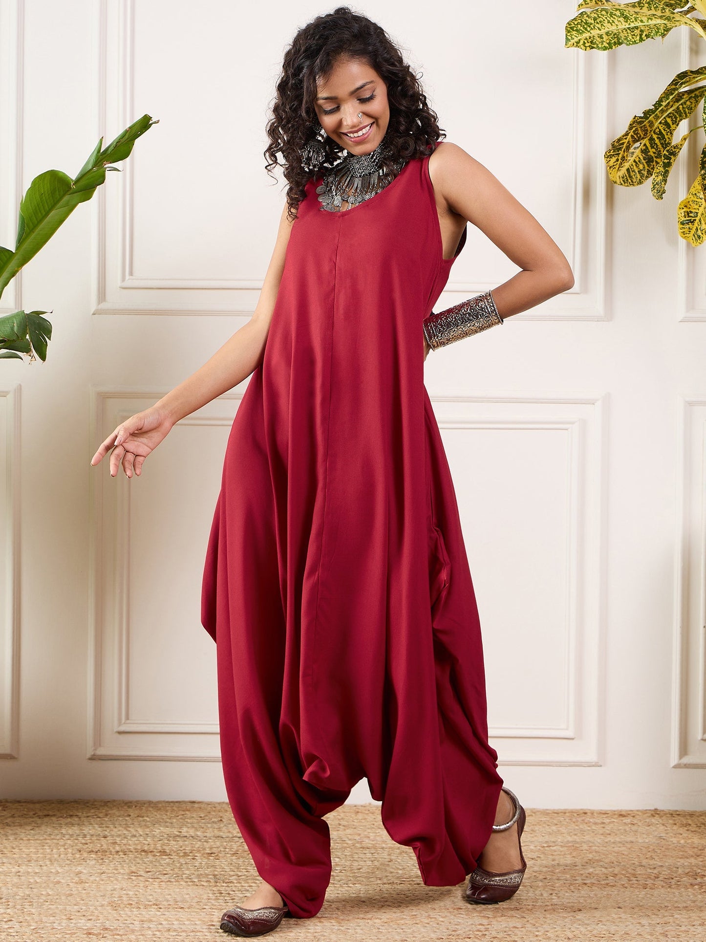 InWeave Maroon Round Sleeveless Jumpsuit - Swadesiicart