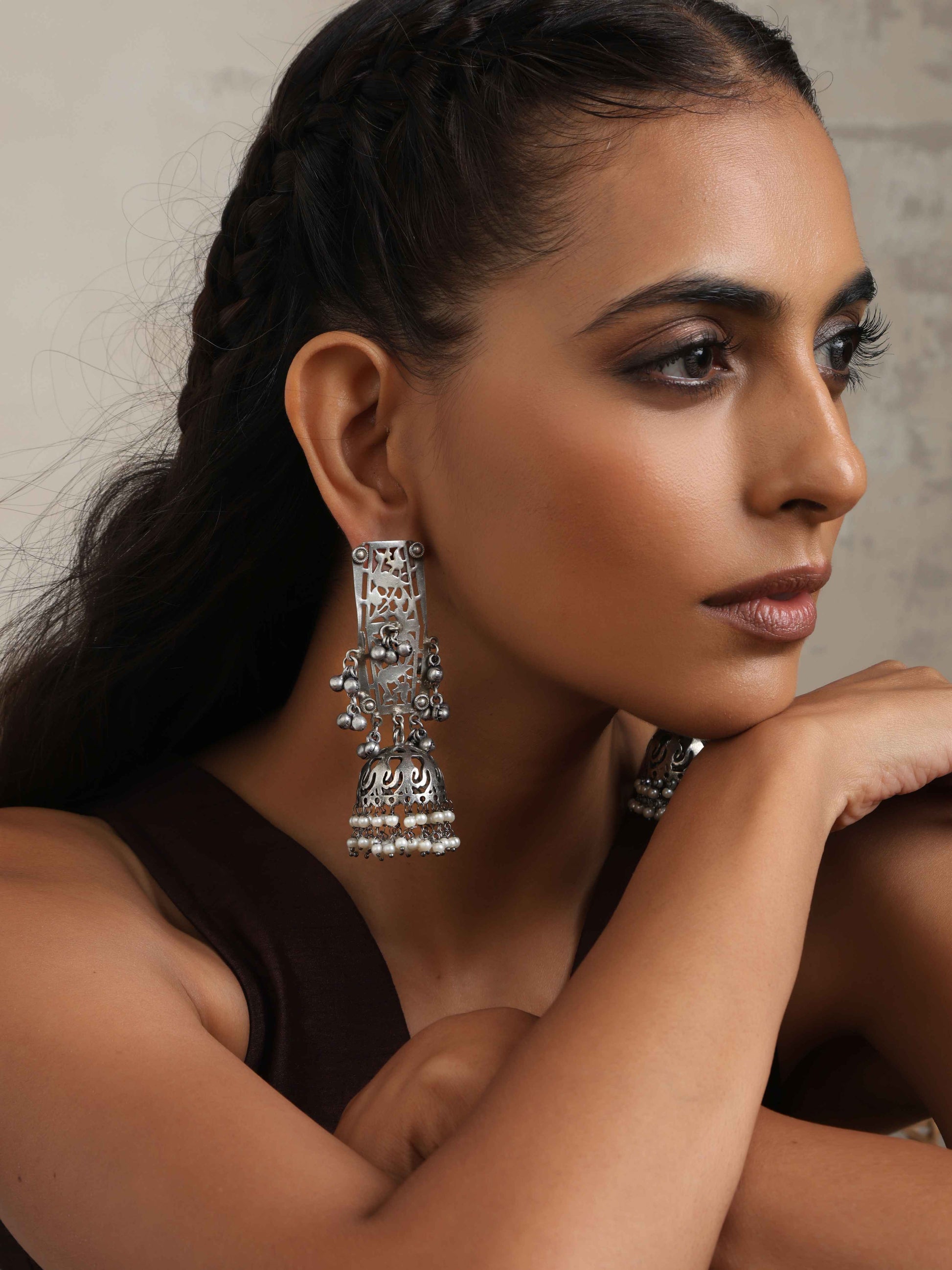 trueBrowns Silver Tone Floral Jhumka Earrings - Swadesiicart