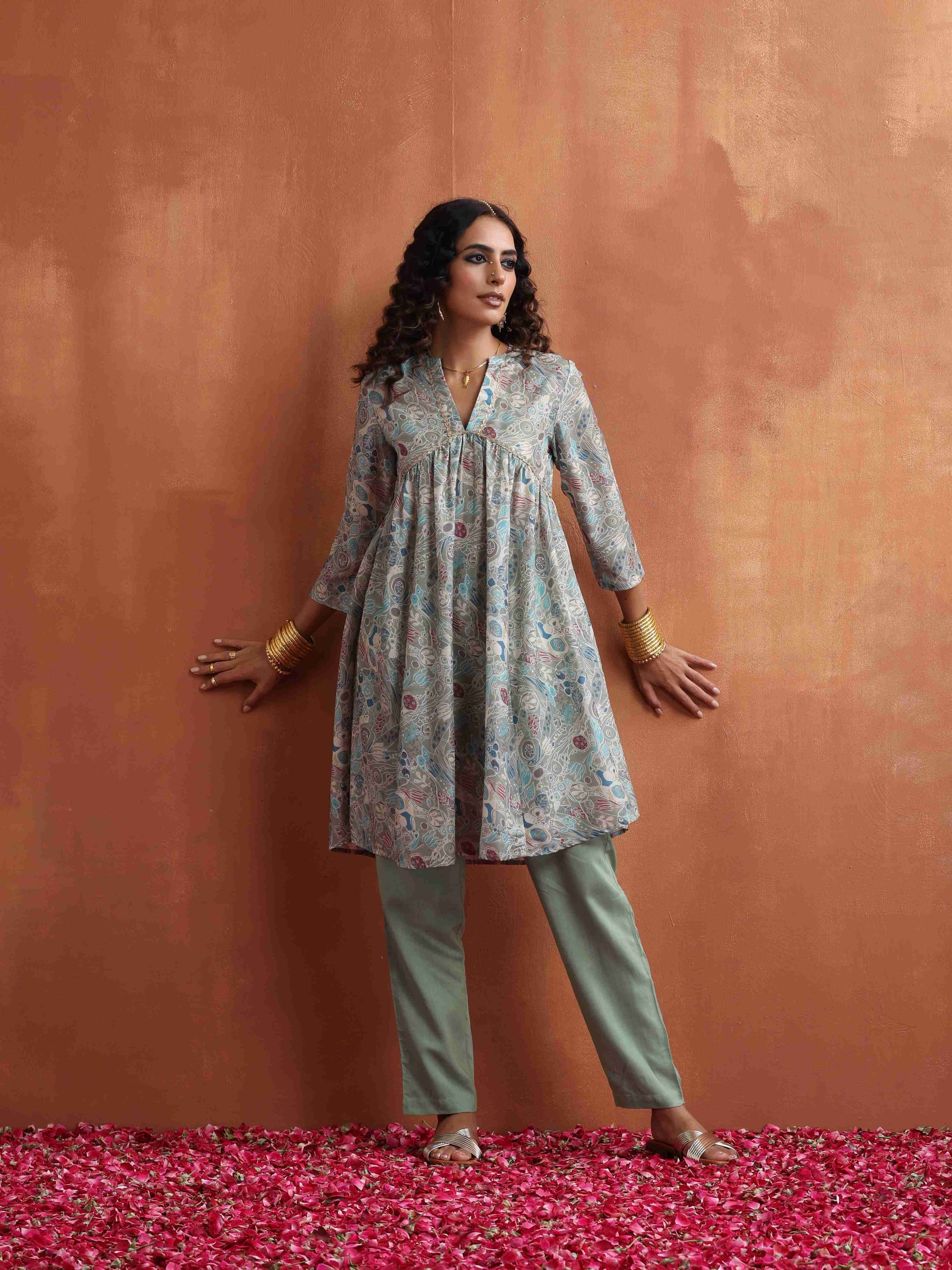 trueBrowns Green Print Flared Kurta Co-ord Set - Swadesiicart