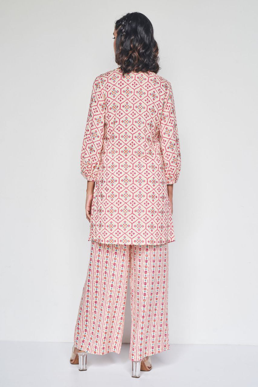 NOZ2TOZ Floral Printed Knee Length V Neck Co-ords Set - Swadesiicart