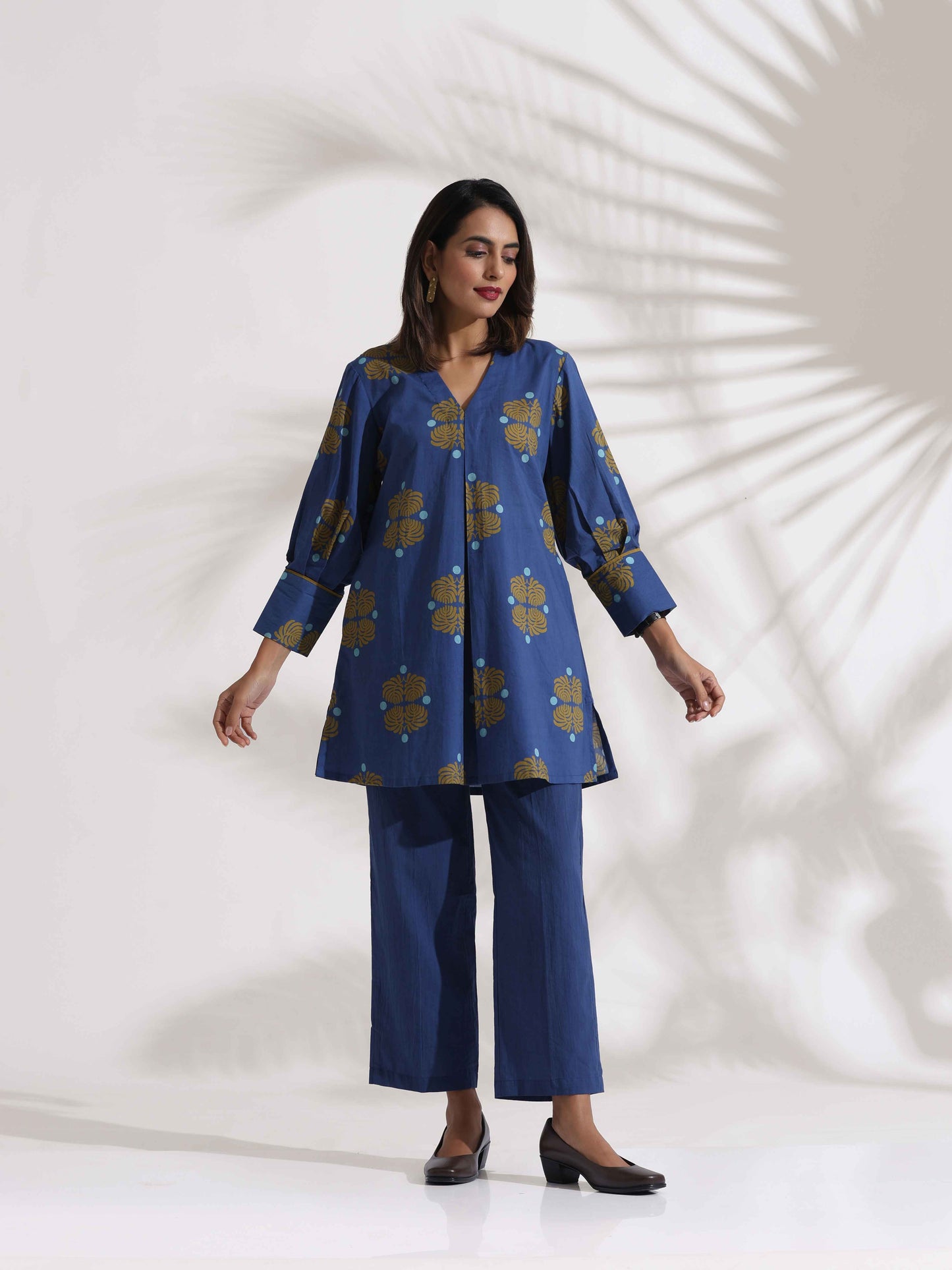 trueBrowns Blue Cotton Print Top & Pants Co-ord Set - Swadesiicart