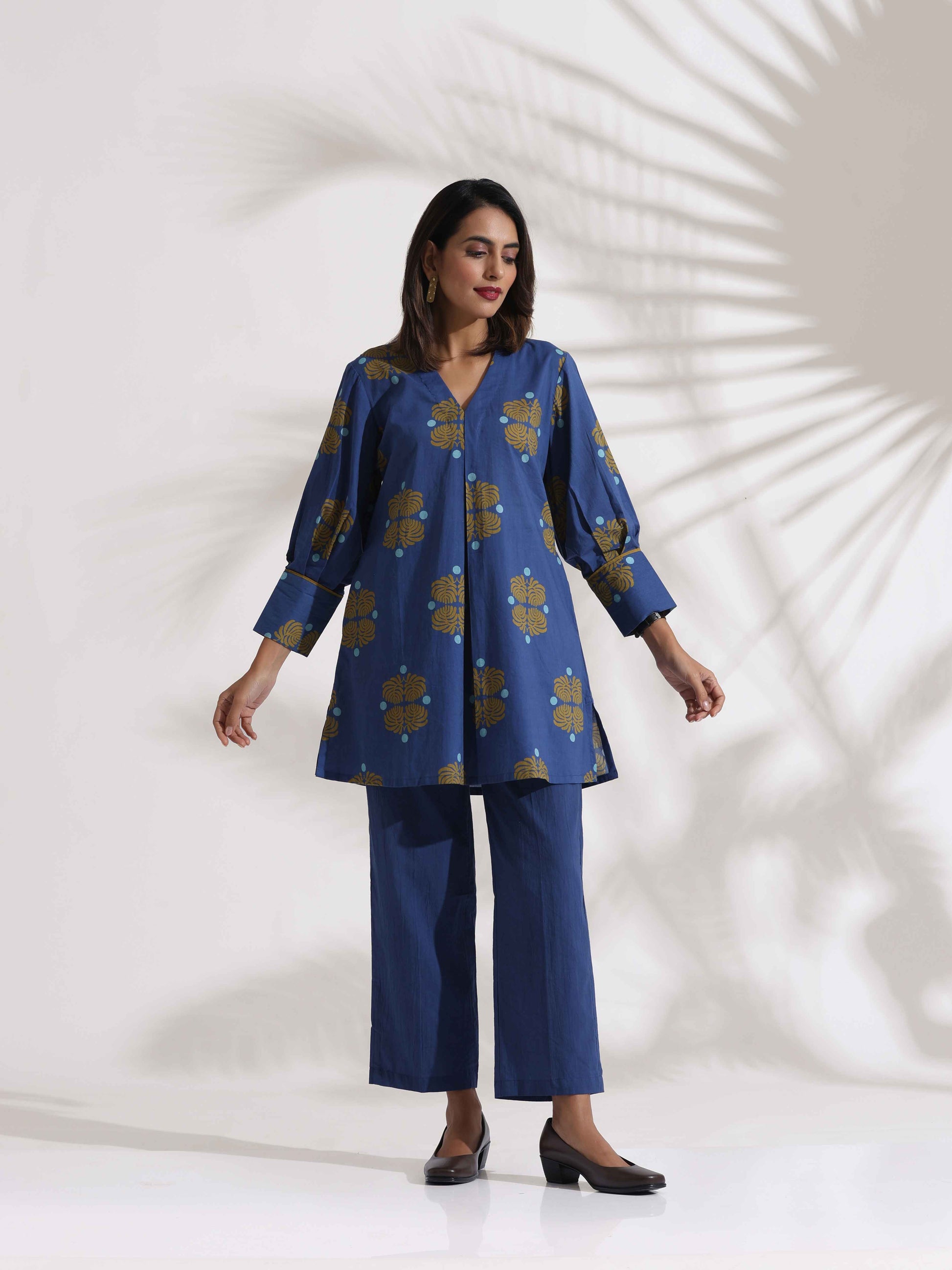 trueBrowns Blue Cotton Print Top & Pants Co-ord Set - Swadesiicart