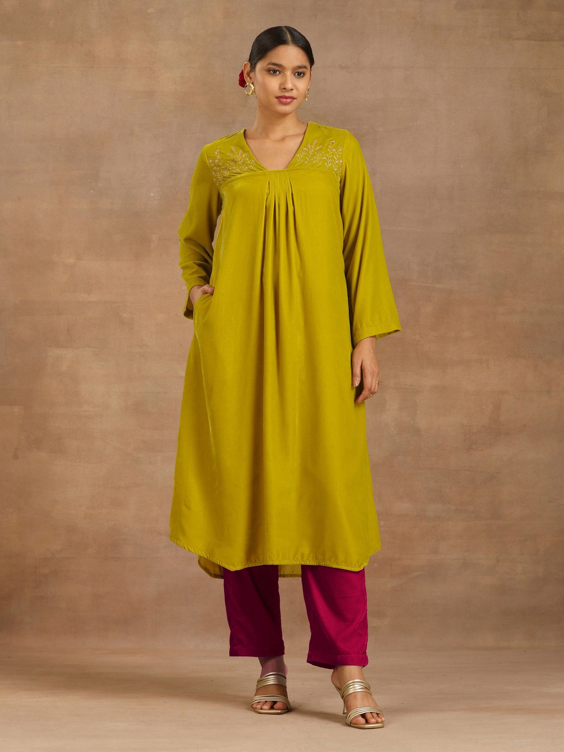 trueBrowns Lime Velvet Yoke Embroidered Kurta | Swadesiicart