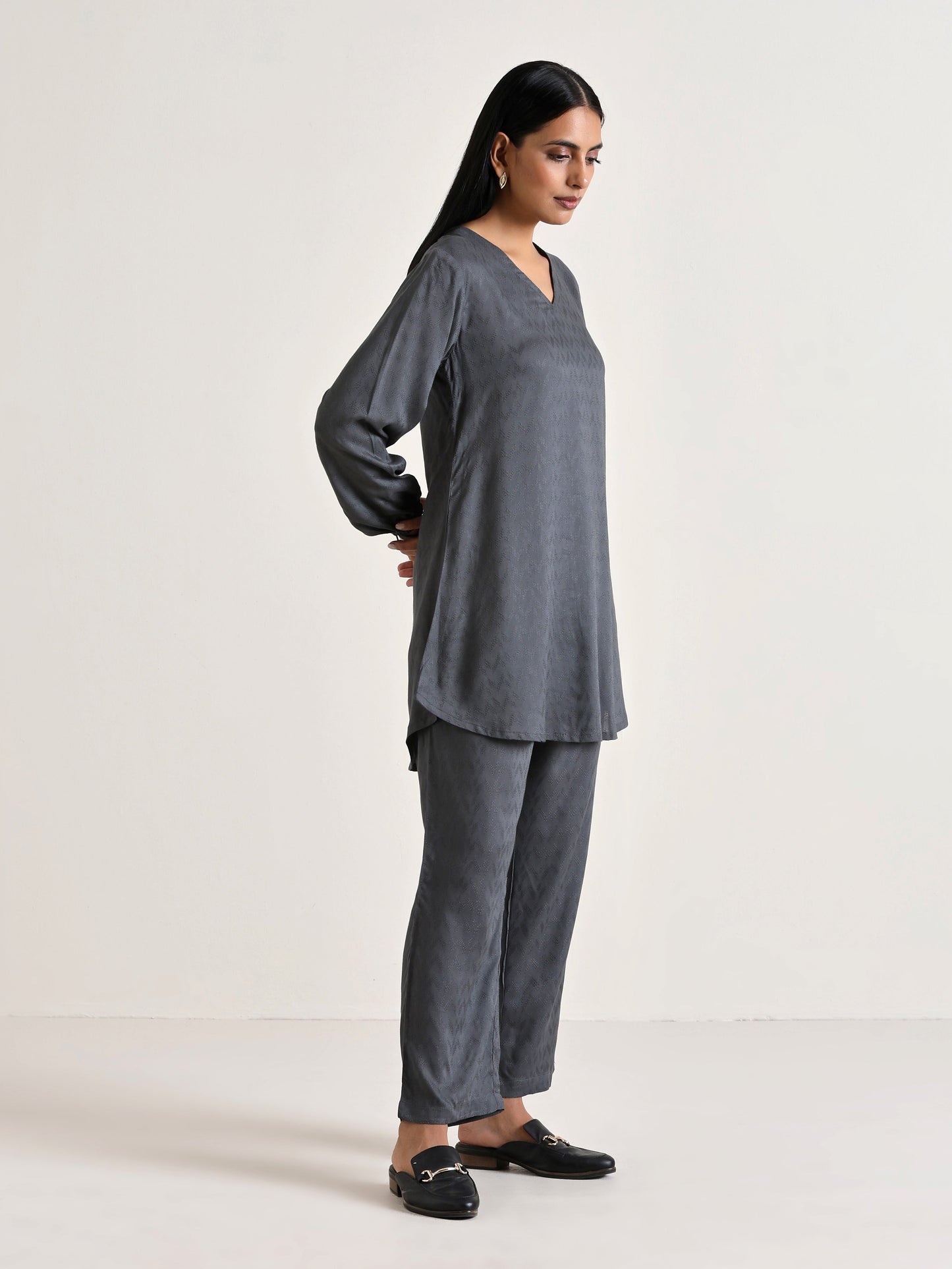 trueBrowns Grey Short Co-Ord Set | Relove - Swadesiicart