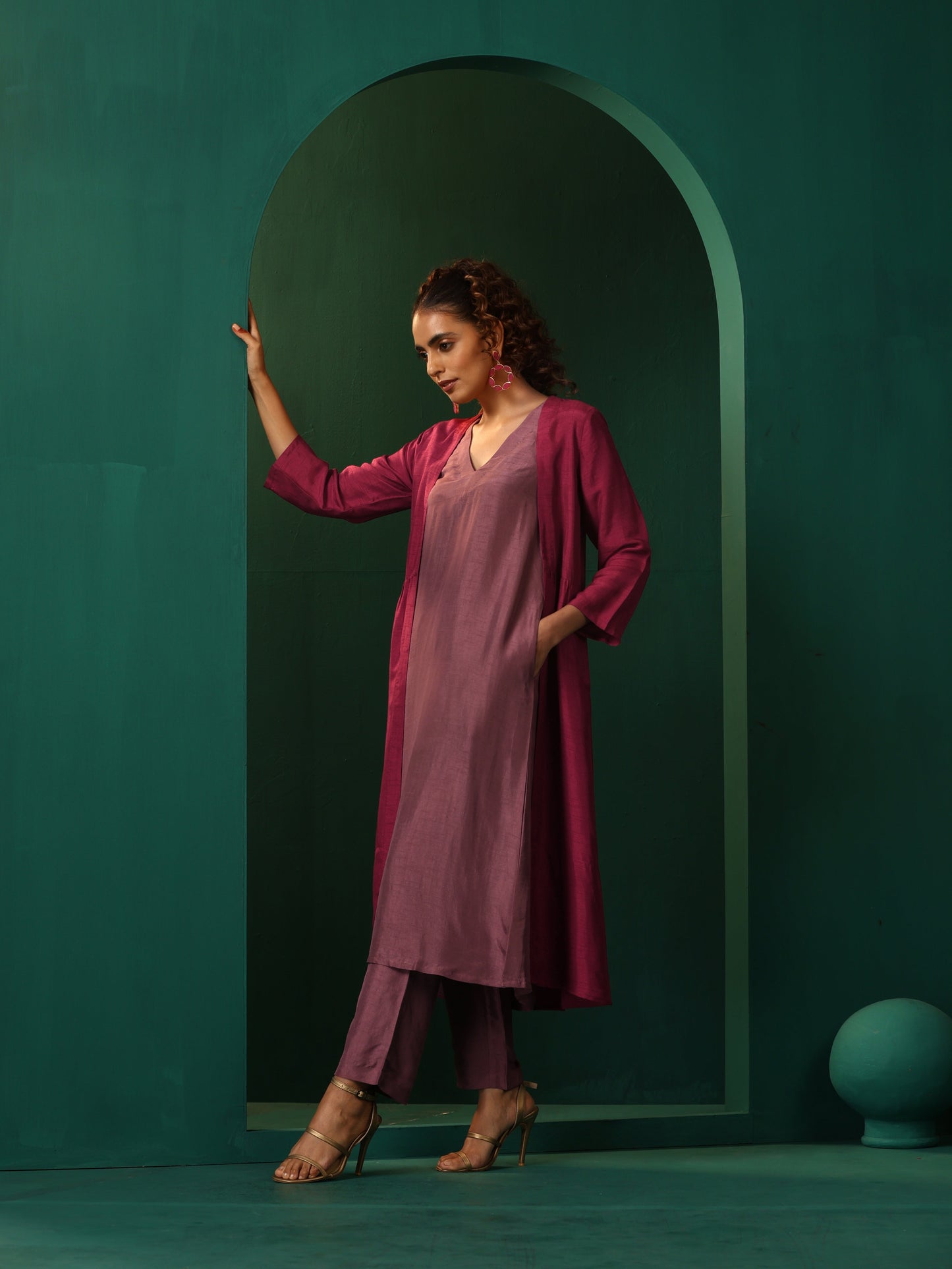 trueBrowns Maroon Light Mauve Silk Jacket Kurta Set | Swadesiicart