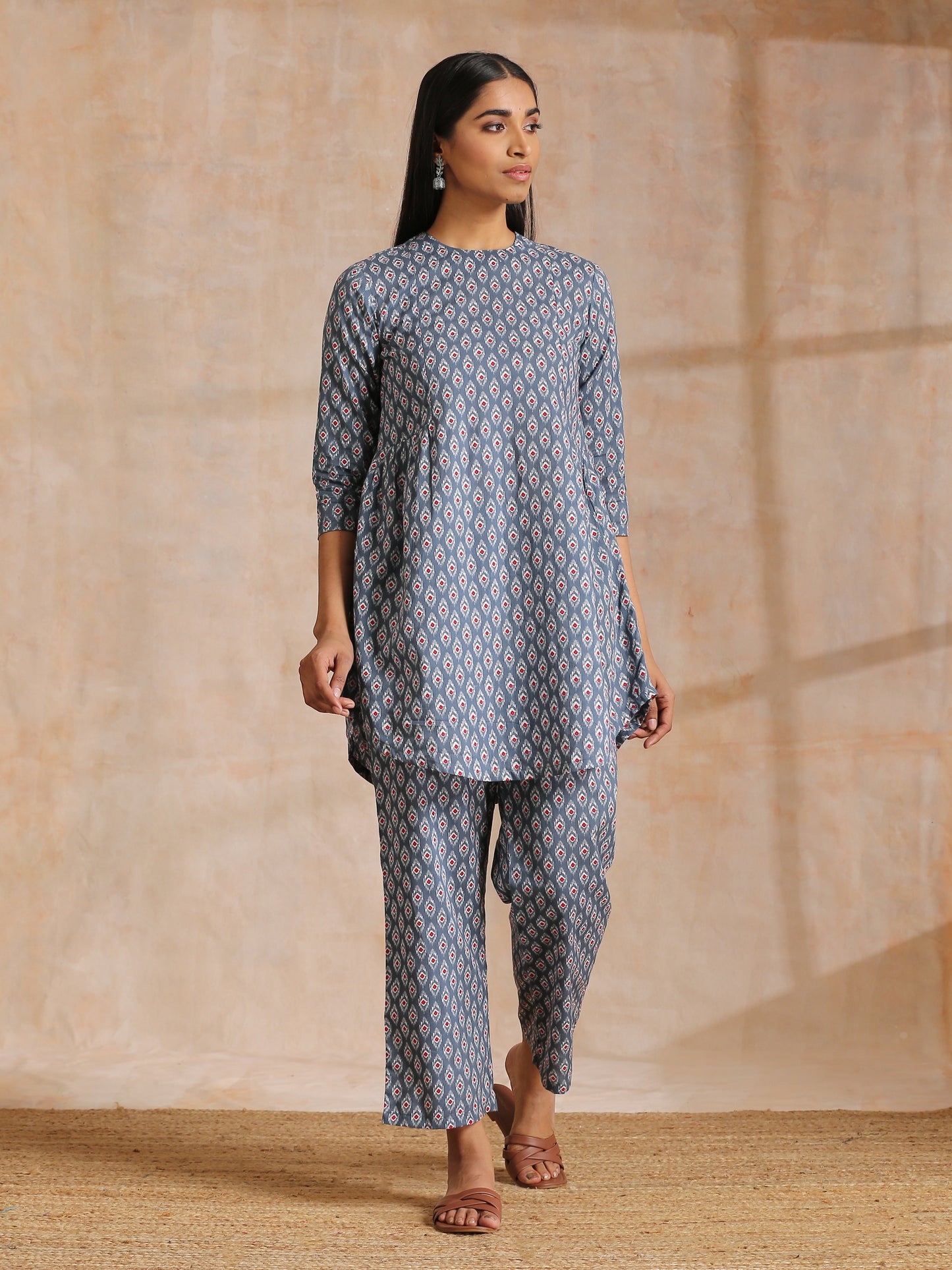 trueBrowns Steel Grey Ikat Print Cotton Gathers Co-Ord Set - Swadesiicart