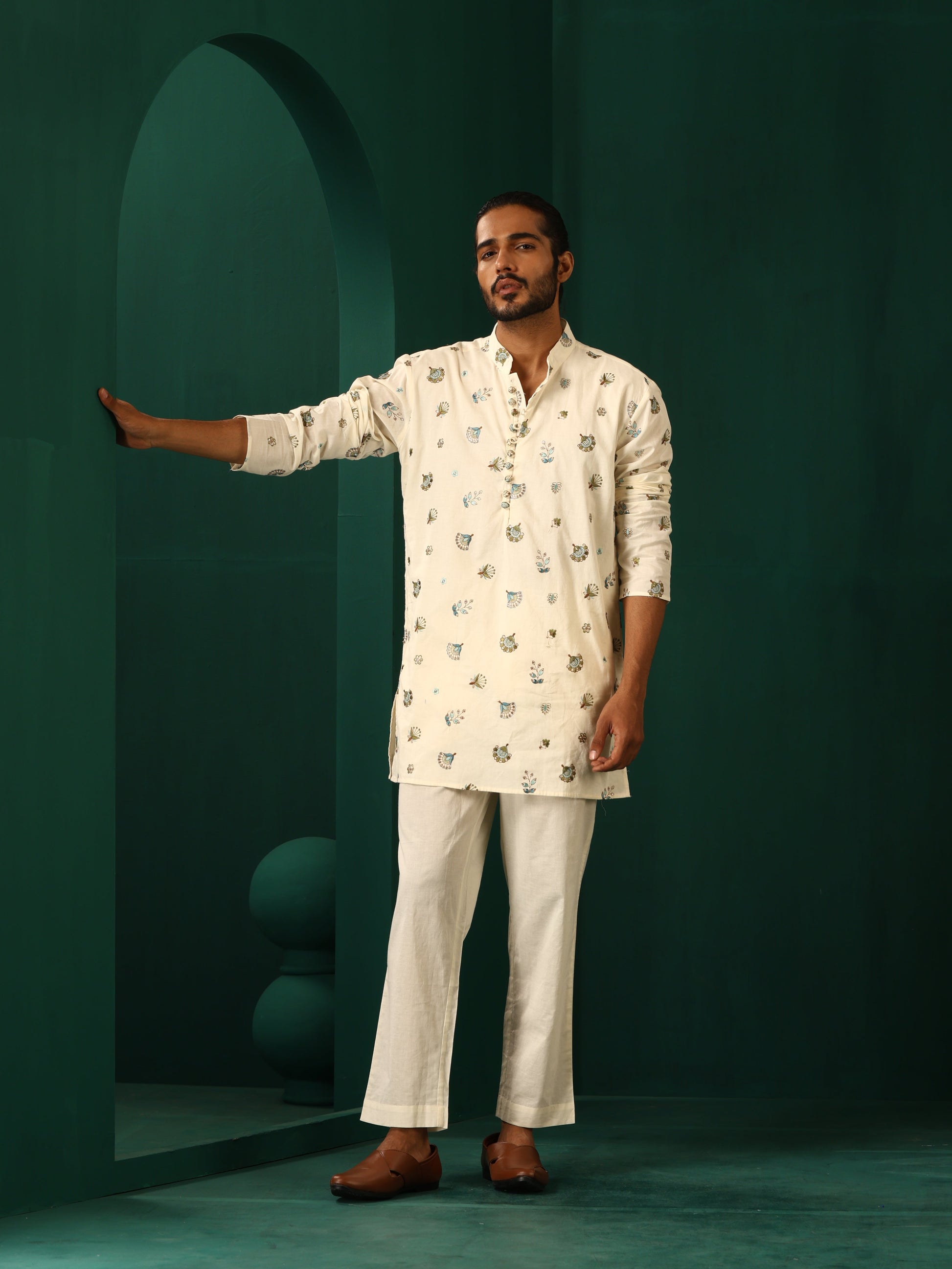 trueBrowns Men's Ivory Blue Multi color Floral Cotton Co-ord Set - Swadesiicart