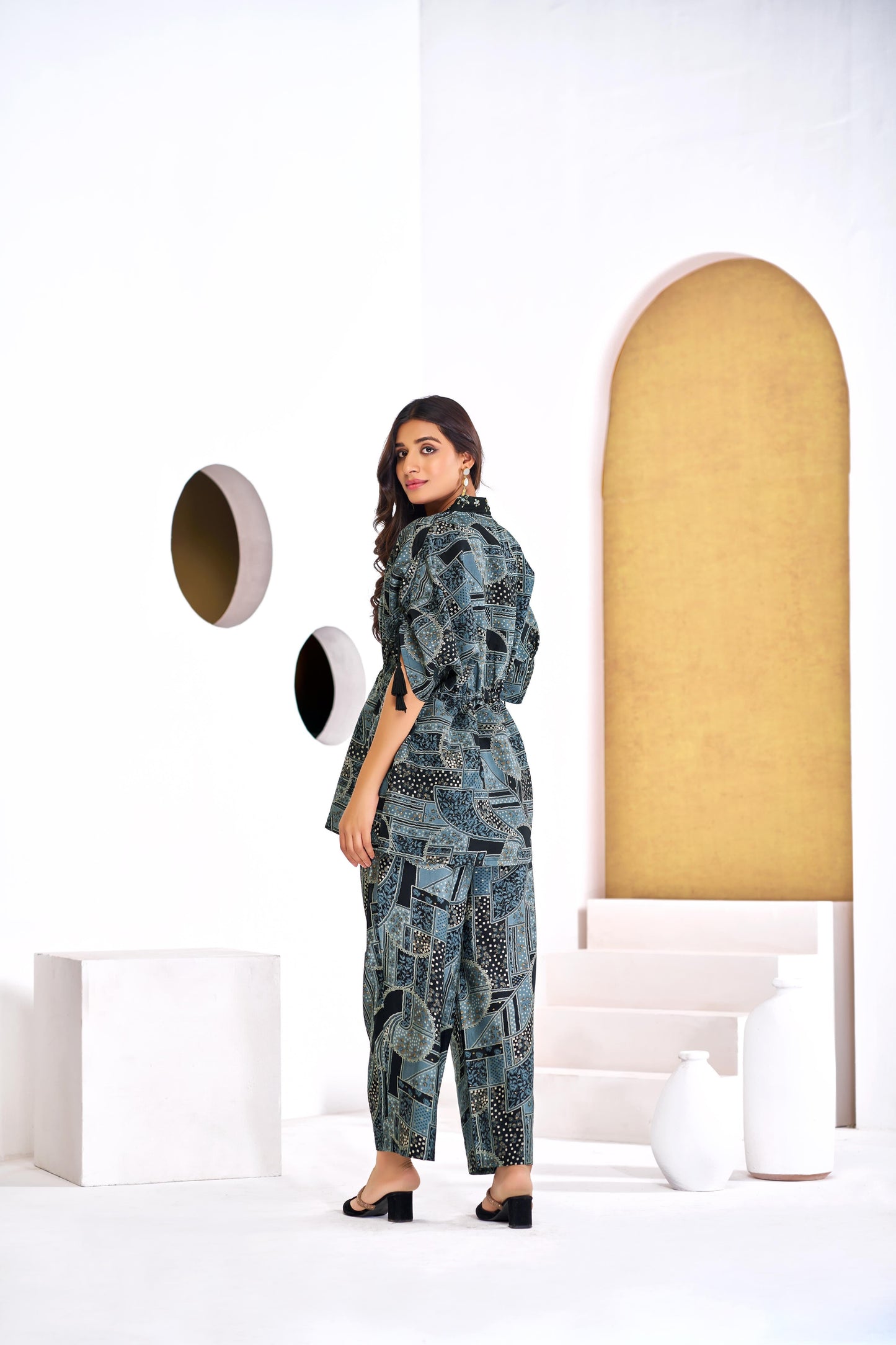 BulBul Hetal Black Co-Ord Set - Swadesiicart