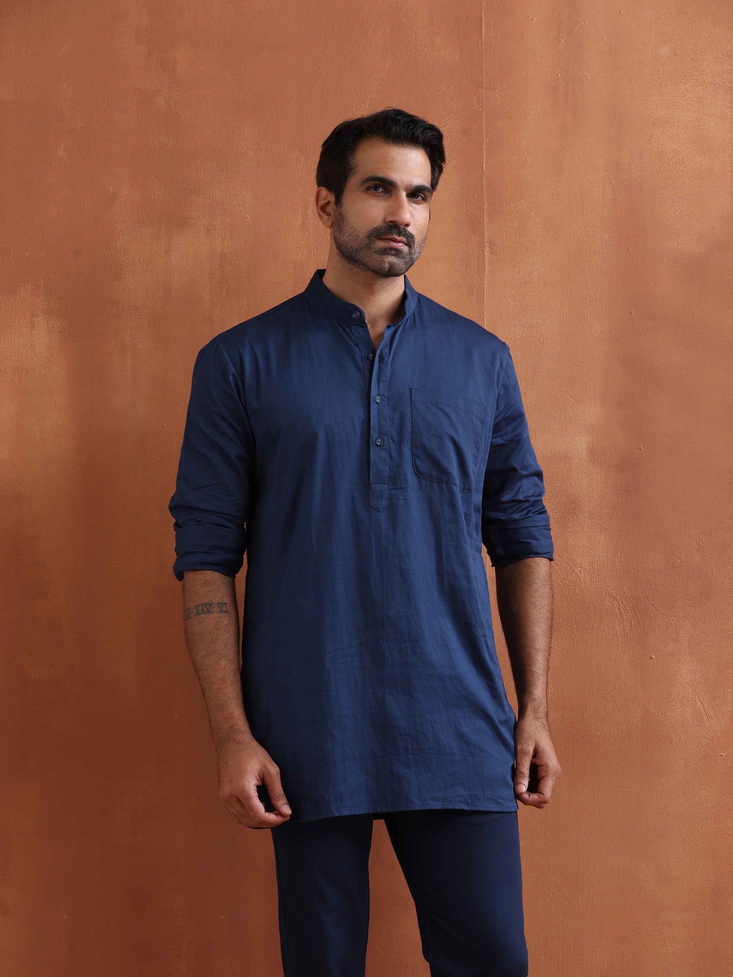 trueBrowns Men's Blue Cotton Short Kurta | Swadesiicart