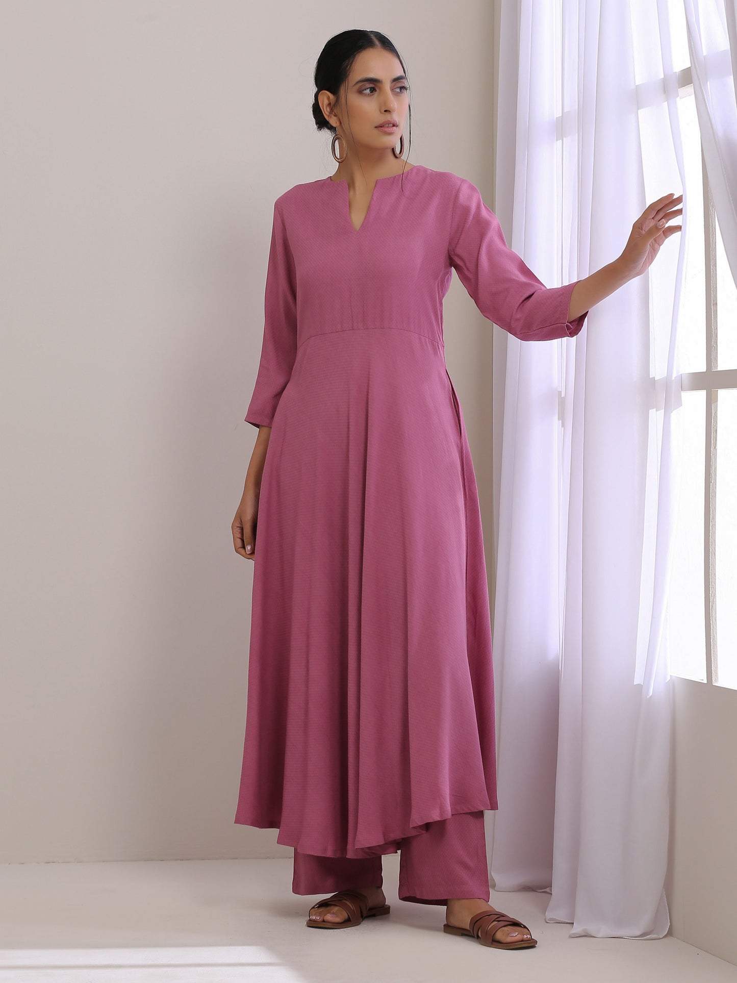 trueBrowns Onion Pink Dobby Anarkali Pant Set | Swadesiicart