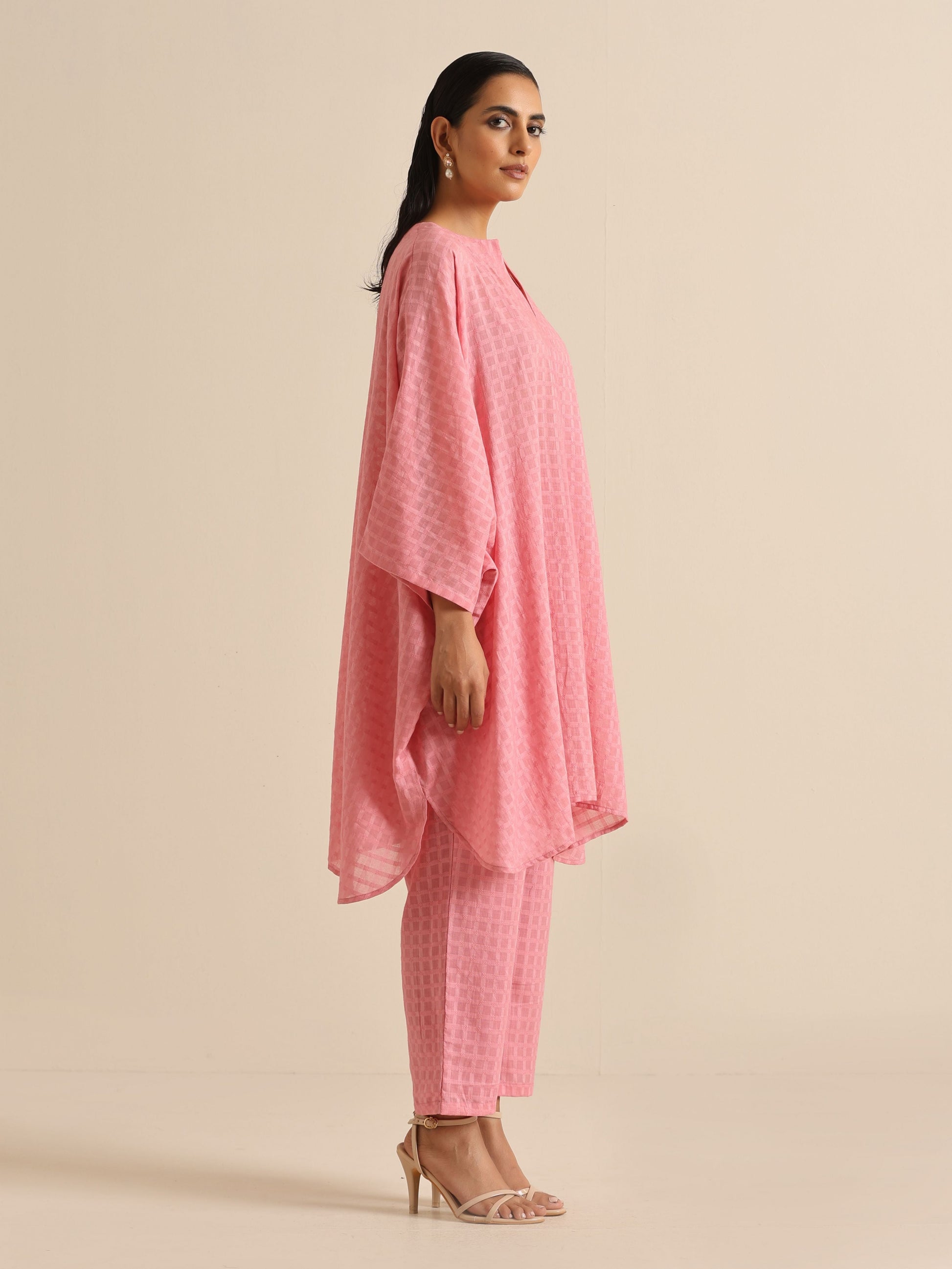 trueBrowns Light Pink Dobby Oversized Co-Ord Set - Swadesiicart
