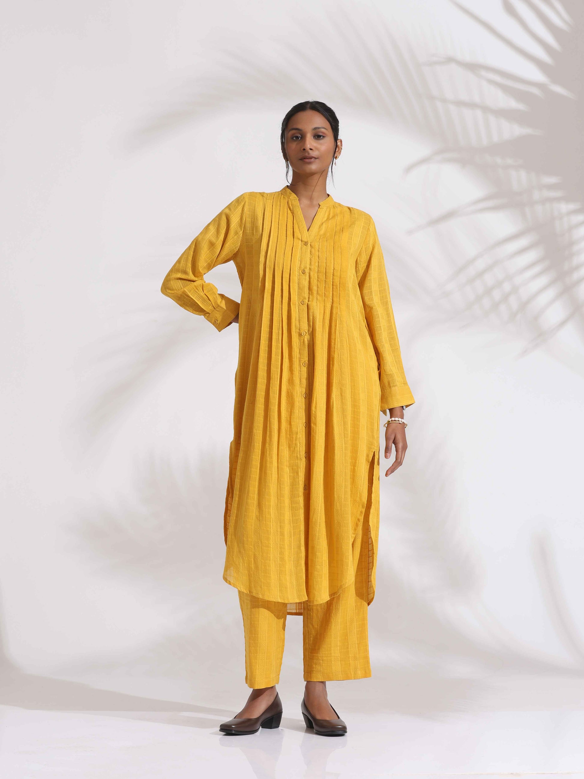 trueBrowns Yellow Cotton Pleated Shirt Kurta Set | Swadesiicart