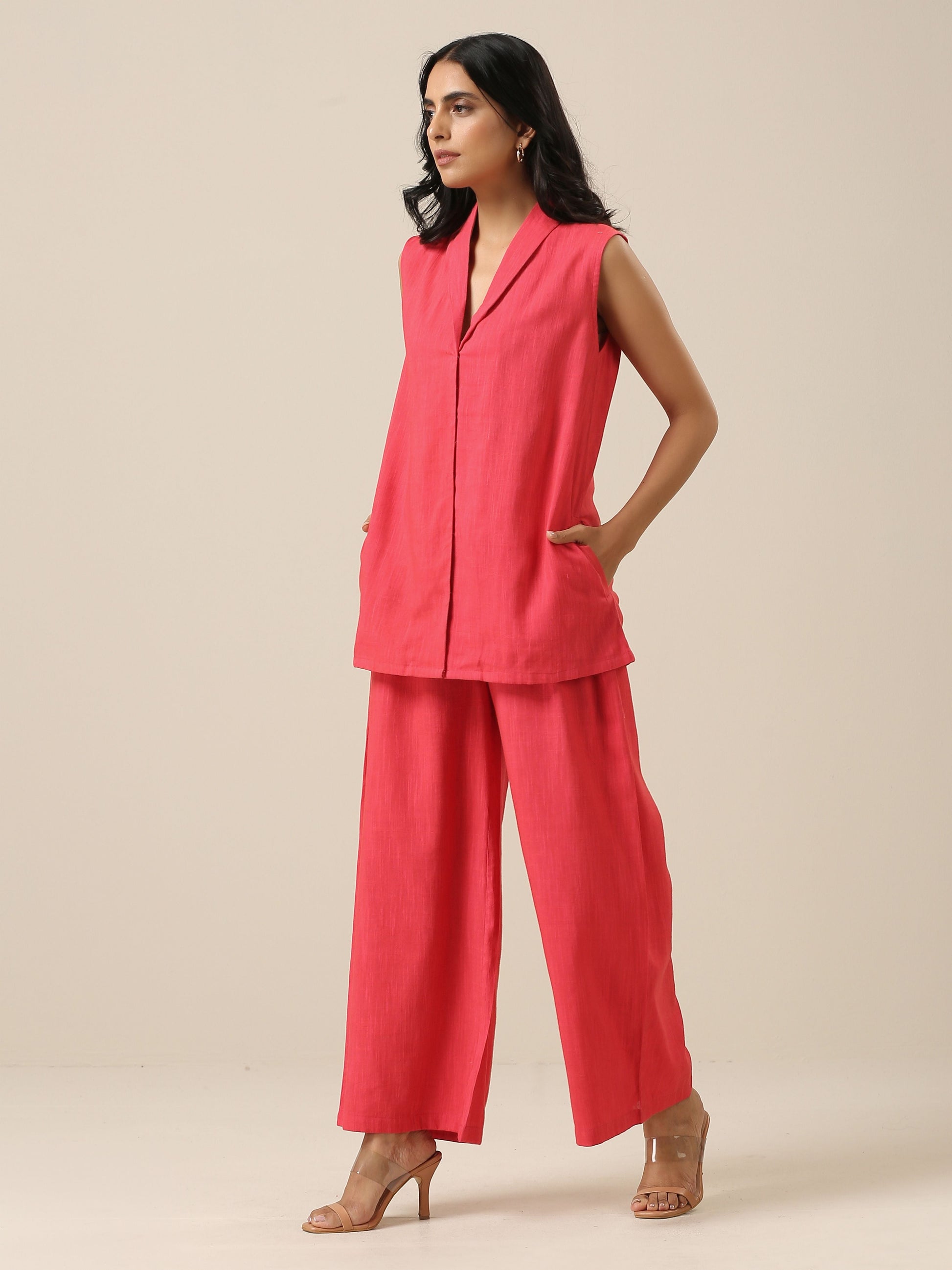 trueBrowns Bright Pink Slub Texture Sleevesless Jacket Pant Set | Swadesiicart