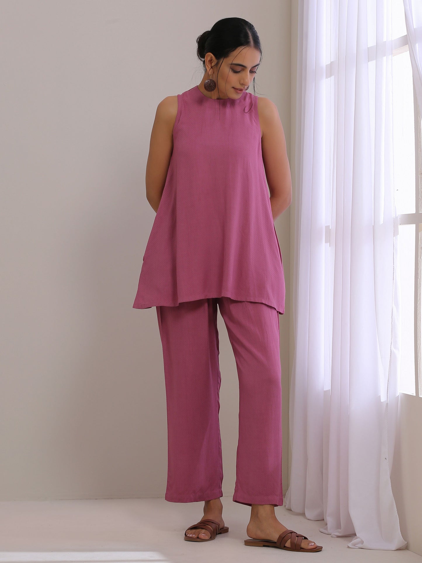 trueBrowns Onion Pink Dobby Sleeveless Short Co-Ord Set - Swadesiicart