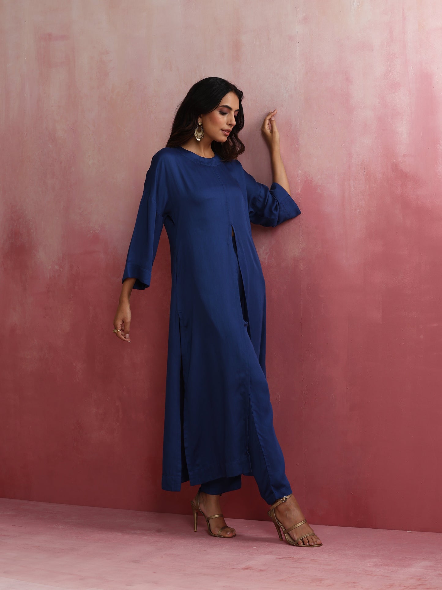 trueBrowns Blue Modal Front Slit Kurta set | Swadesiicart