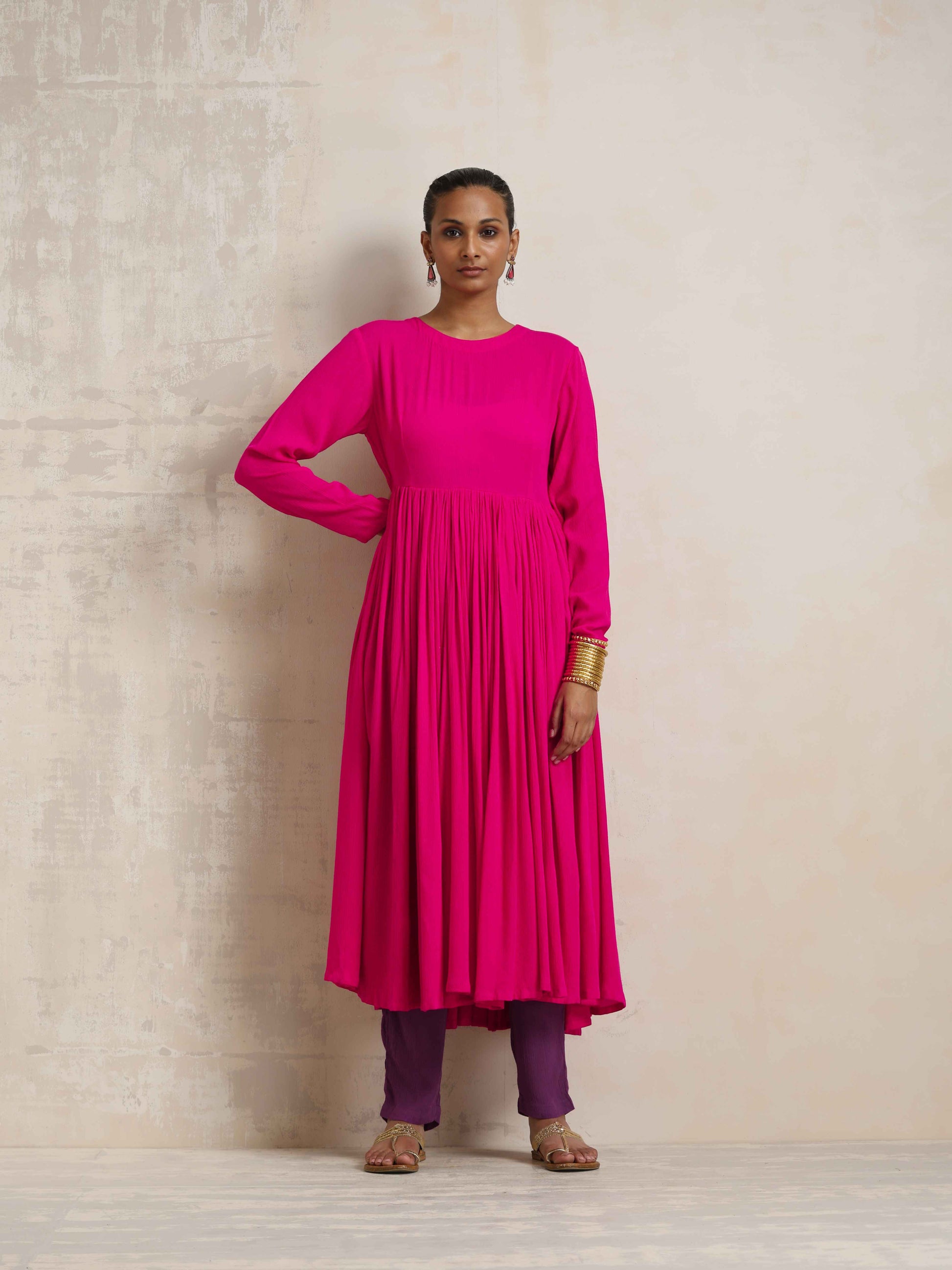 trueBrowns Pink Crinkle Anarkali Kurta Pant Dupatta Set | Swadesiicart