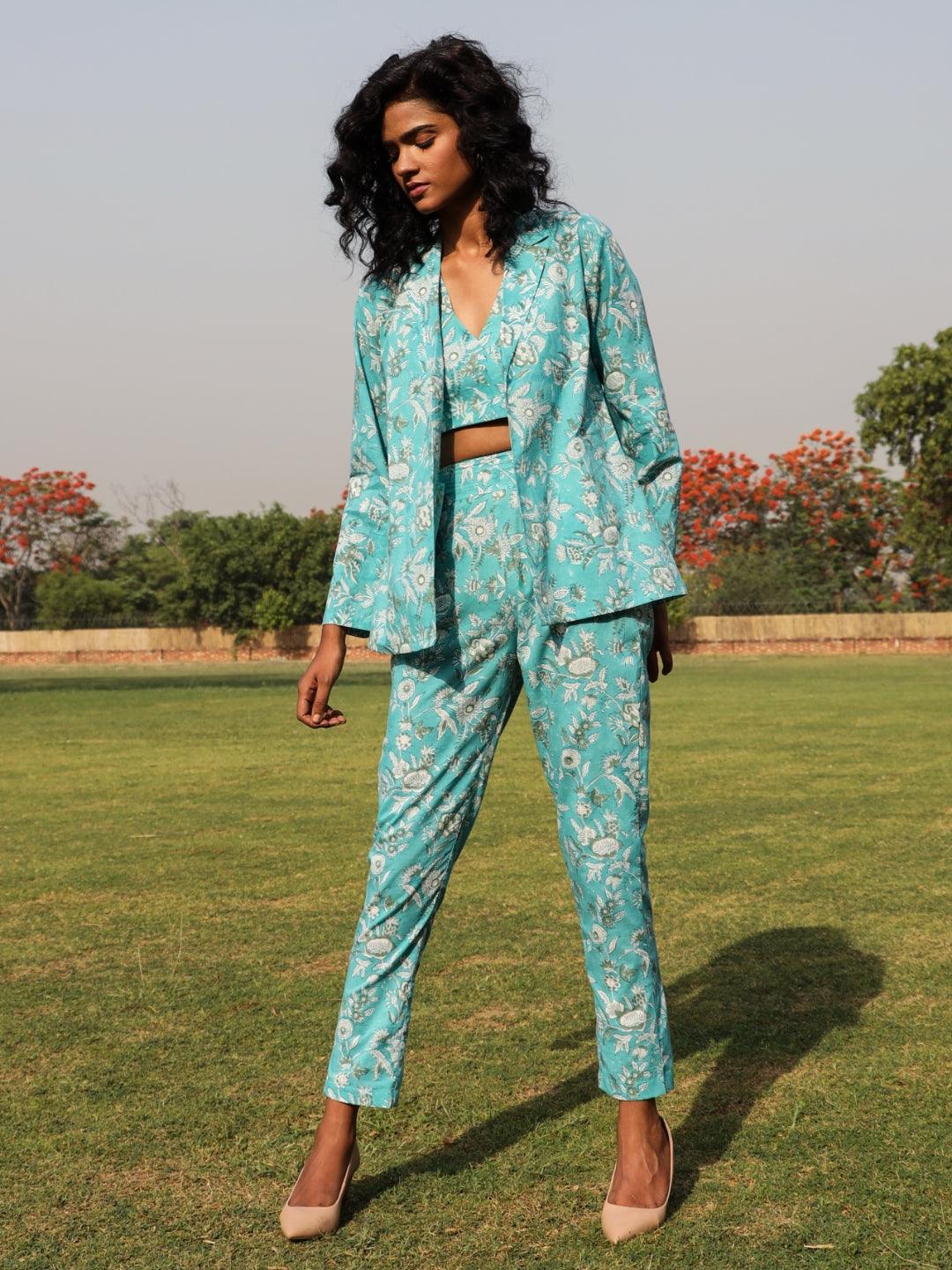 trueBrowns Turquoise Cotton Block Print Pant Suit Set | Swadesiicart